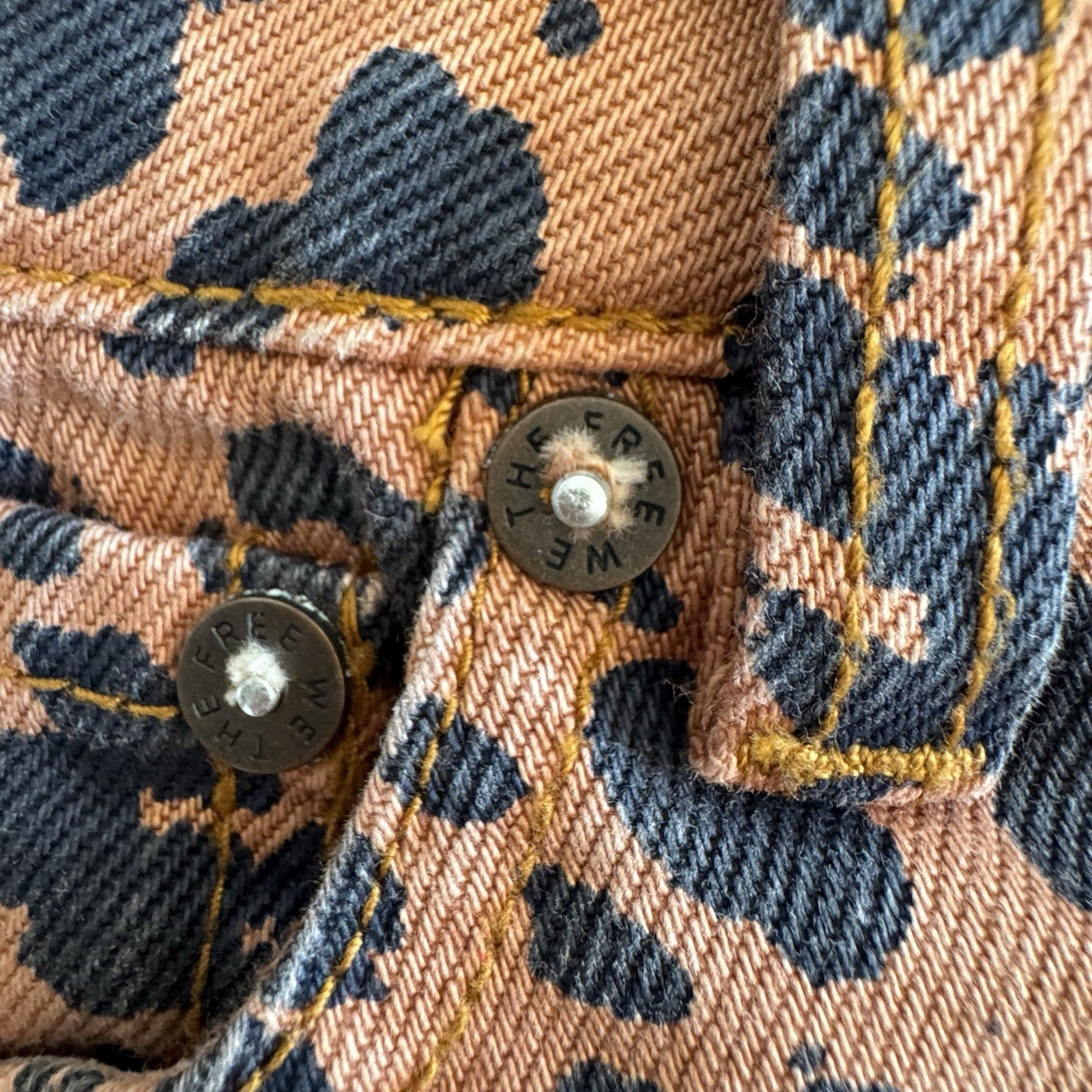 We The Free 26 Leopard Denim Mini Skirt Pink Zip Front Raw Hem