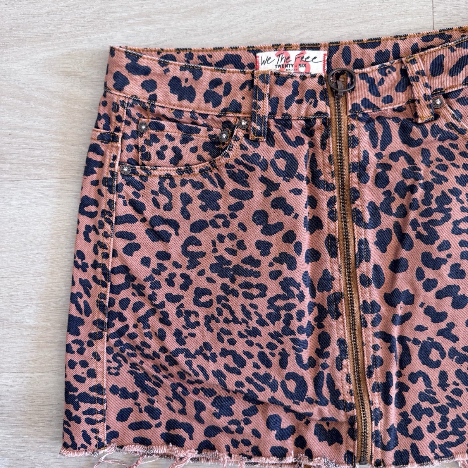 We The Free 26 Leopard Denim Mini Skirt Pink Zip Front Raw Hem