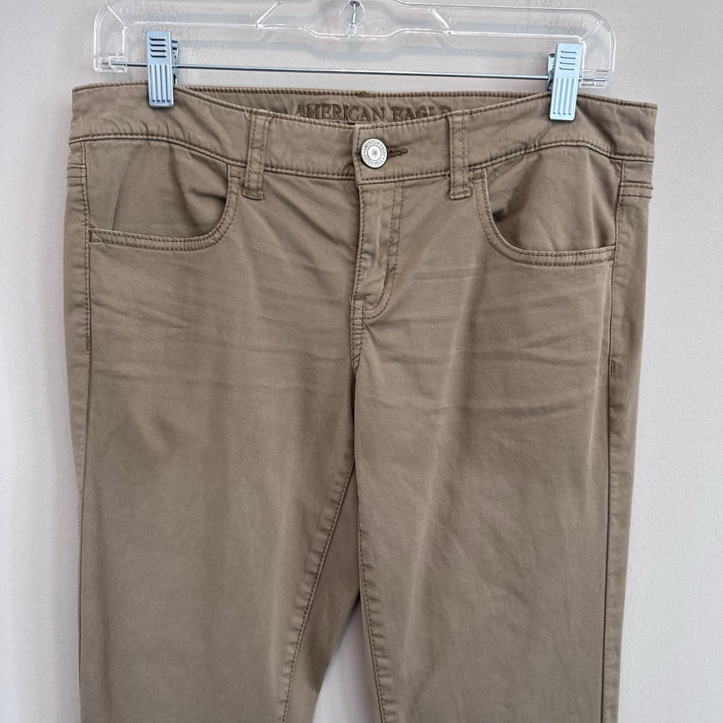 American Eagle Stretch Khaki Pants Women’s Size 8 Short Tan Skinny Casual