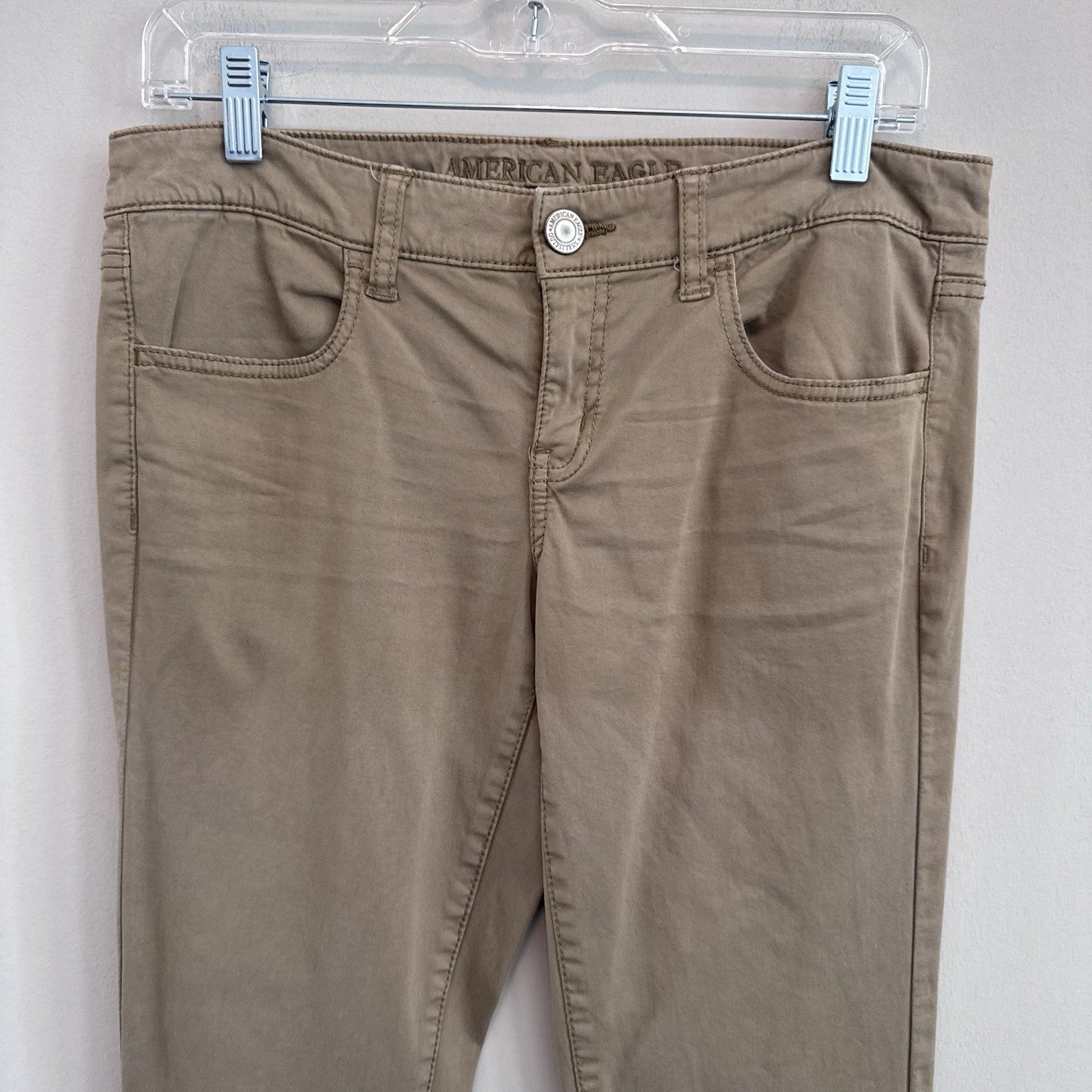 American Eagle Stretch Khaki Pants Women’s Size 8 Short Tan Skinny Casual