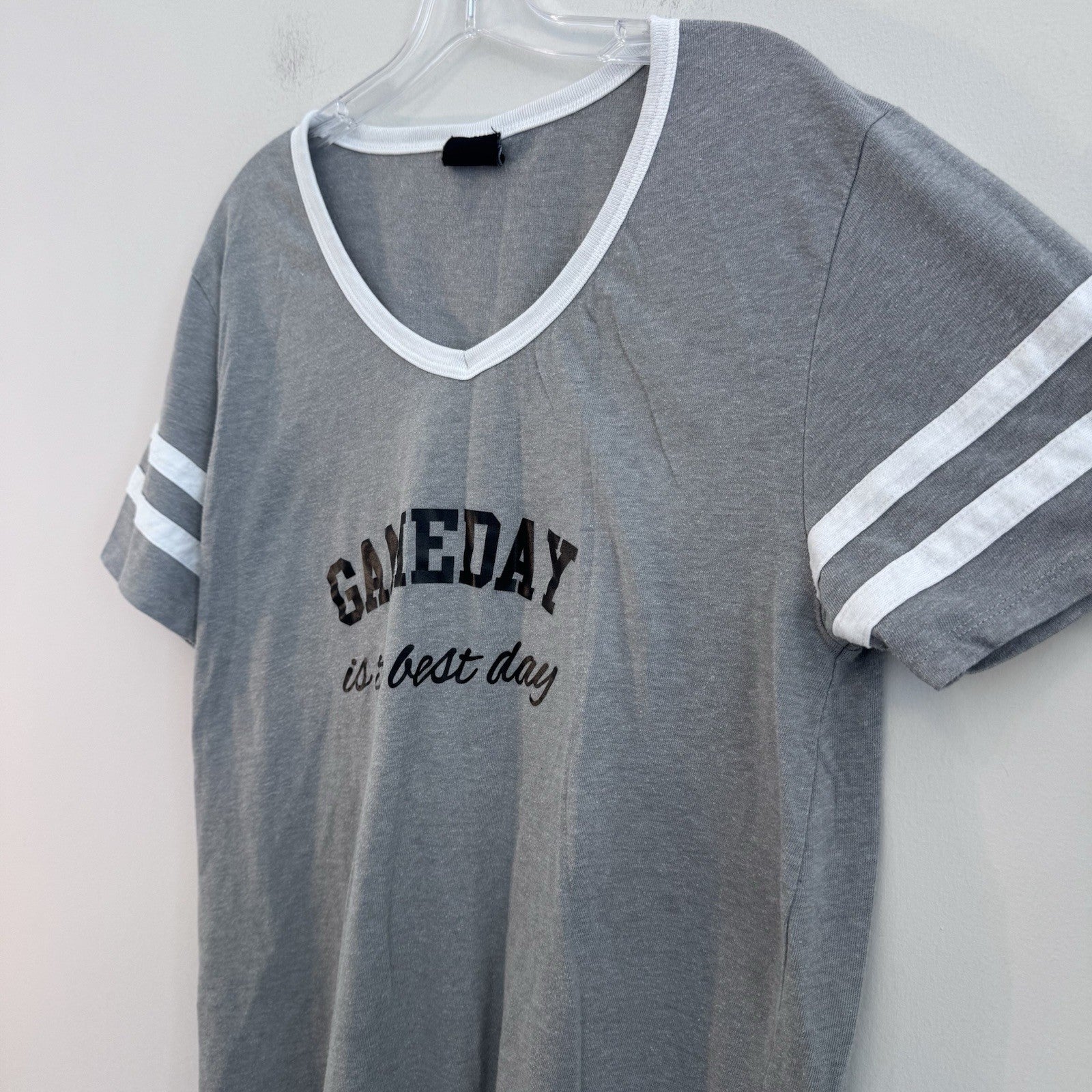 KatyDid Gameday Is The Best Day Gray V Neck Football Tee Women’s xL