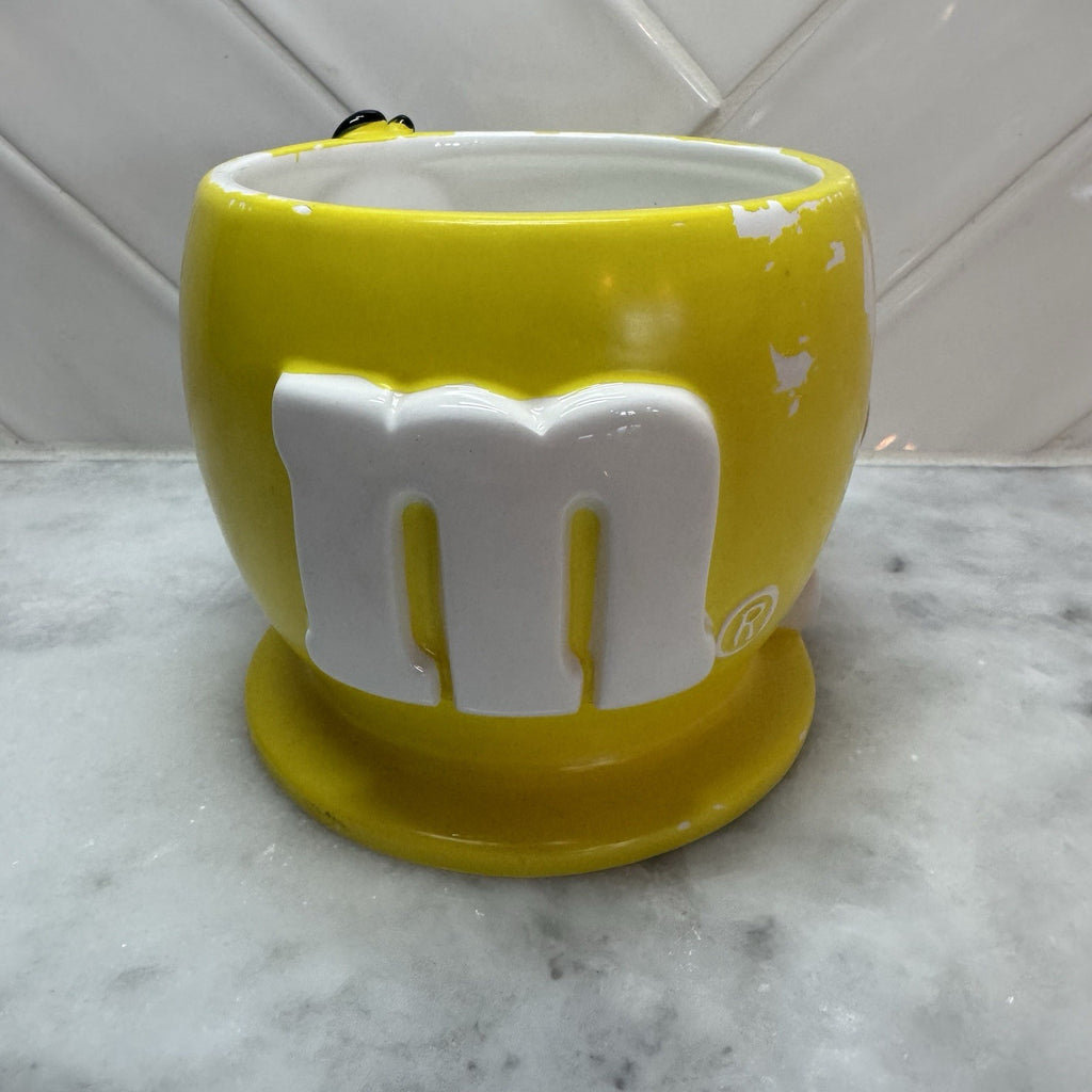 2 Vtg M&M Ceramic Jars Yellow & Red Candy Canister Galerie 3D