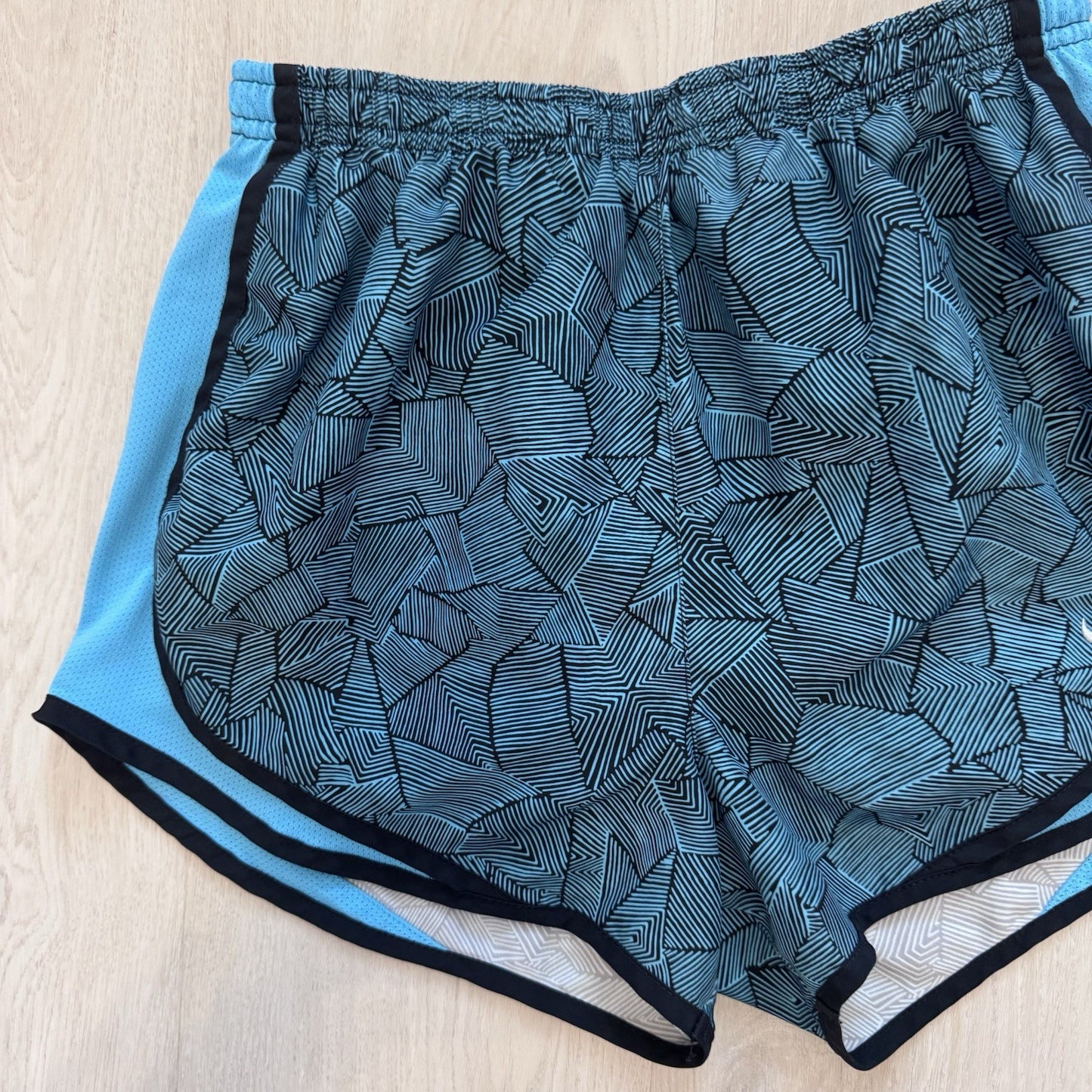 Nike Dri-Fit Womens Running Shorts Small Teal Black Pattern Athletic 