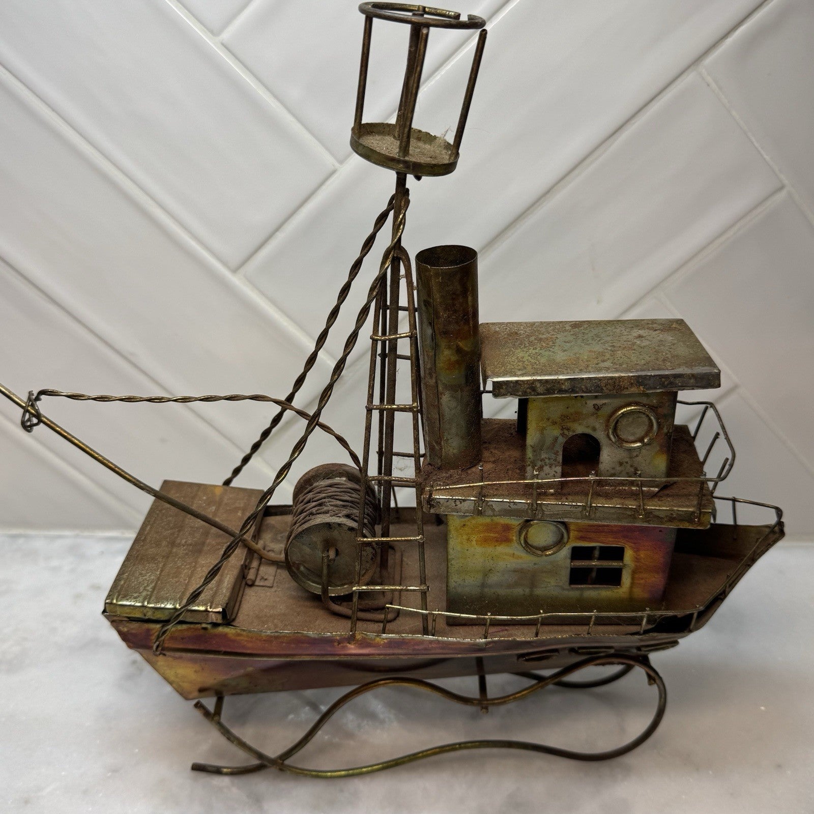Metal Art Figurine Musical Fishing Trawler Brass Copper Metal Boat Tune: La Mer