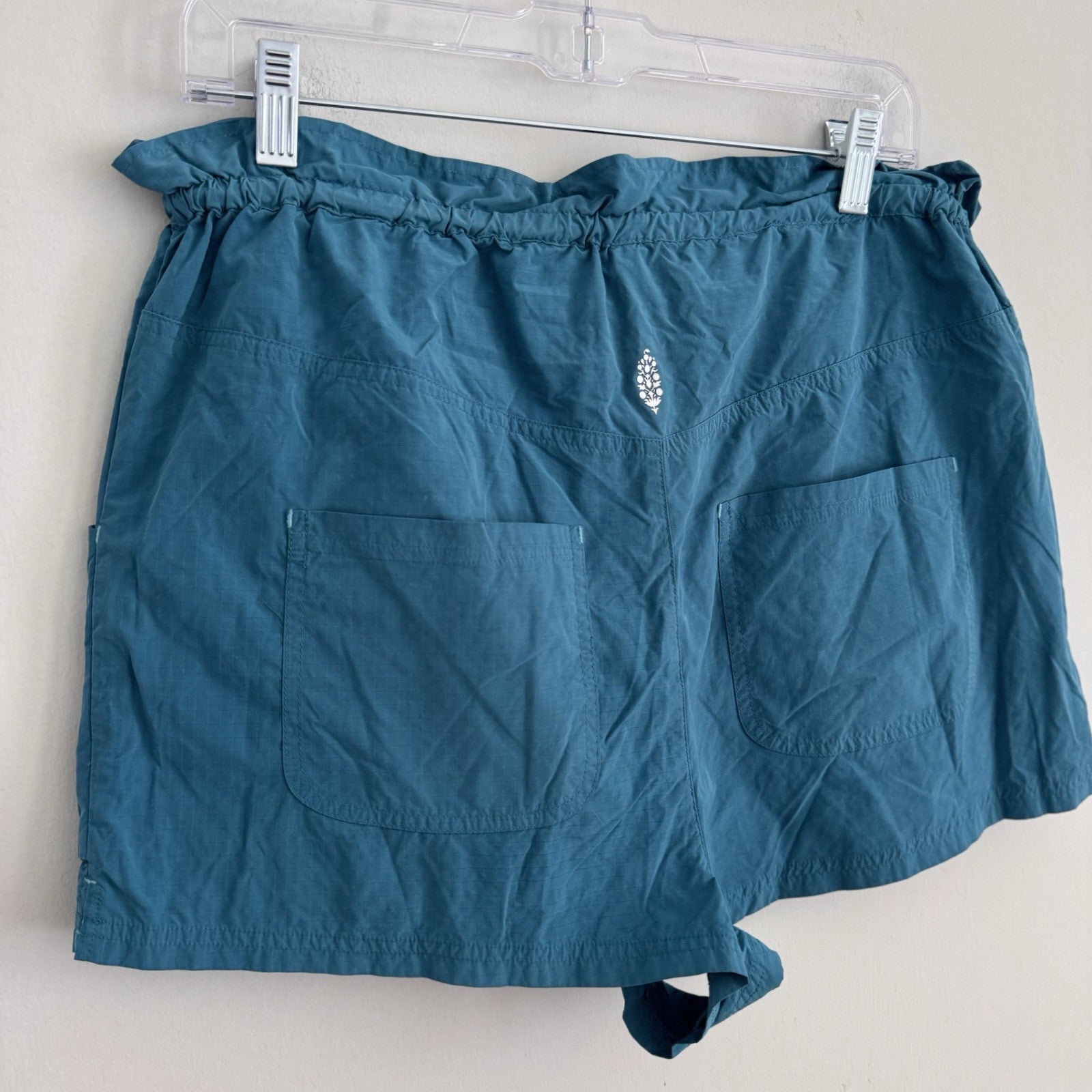 FP Movement The Way Home Cargo Shorts High-Waisted Ripstop Teal Medium