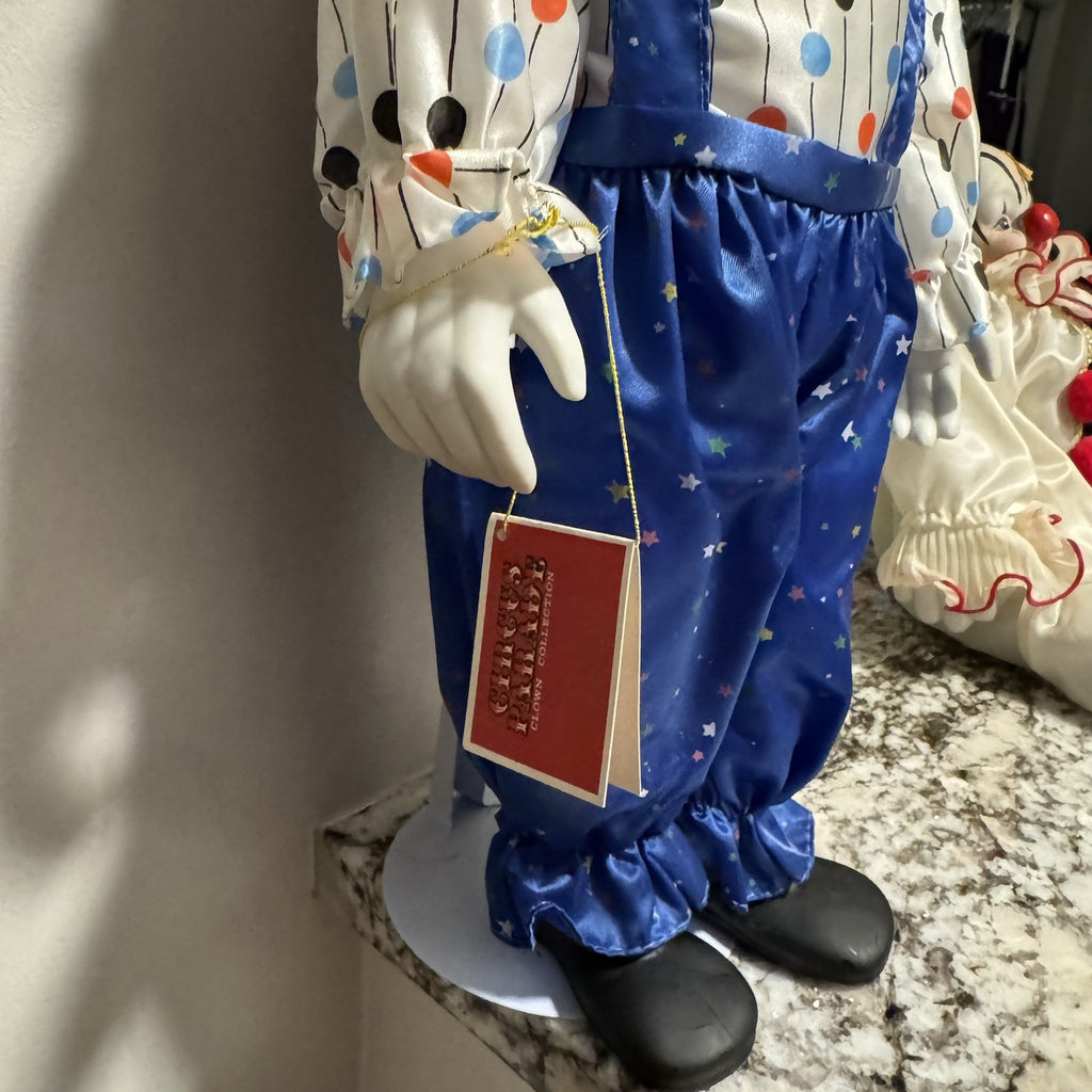 Circus Parade Collection Porcelain Clown Hand Painted Doll 1991 18 Inches