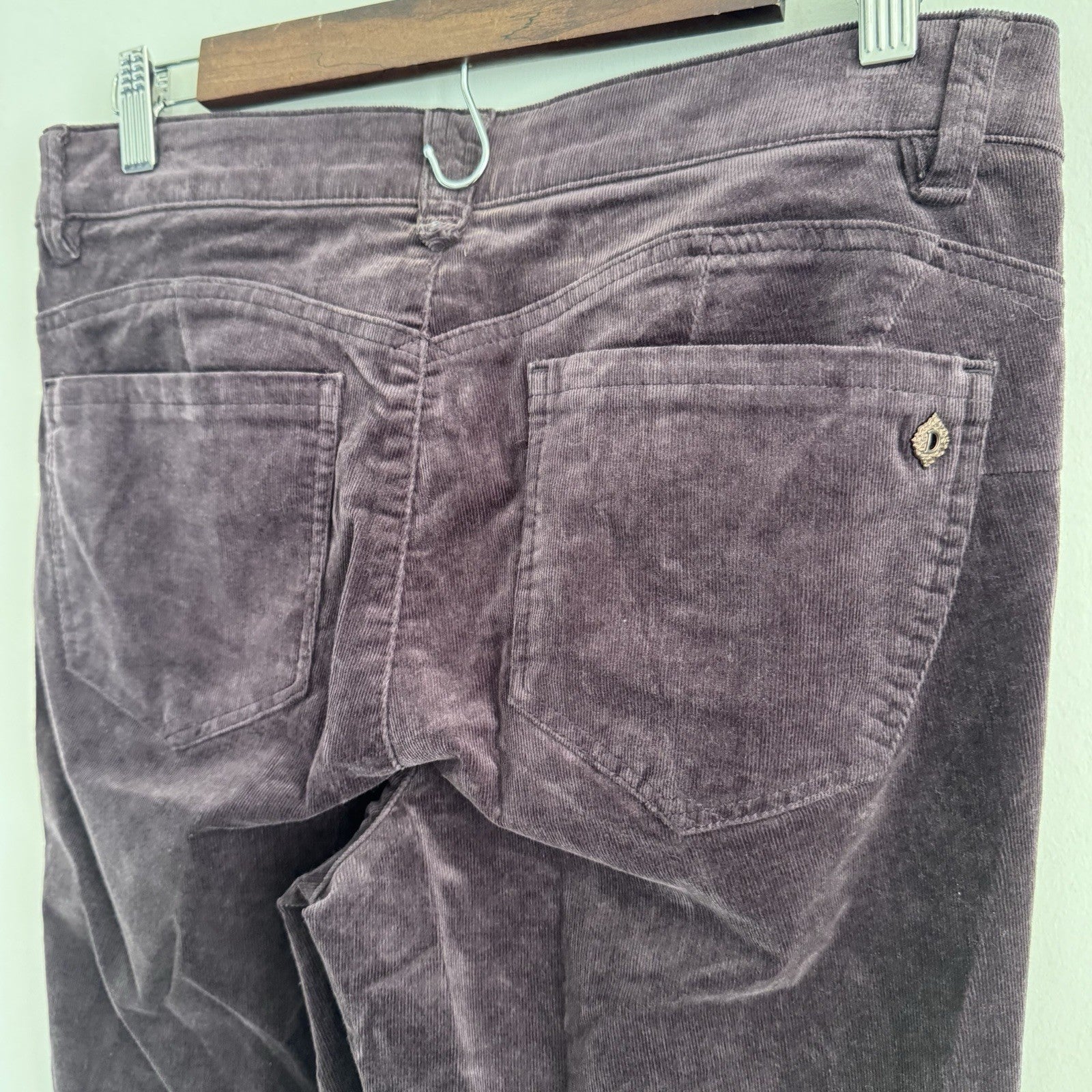 Democracy Absolution Jegging 8 Dark Purple Corduroy Jeri Skinny NWT