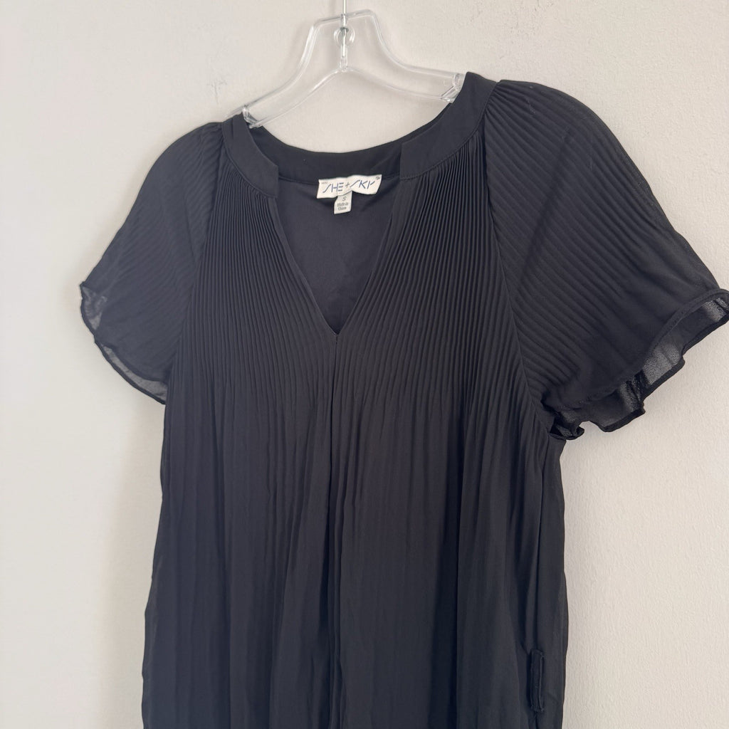 She + Sky Black Pleated Flutter Sleeve Mini Dress Women's Size S V-Neck Lined