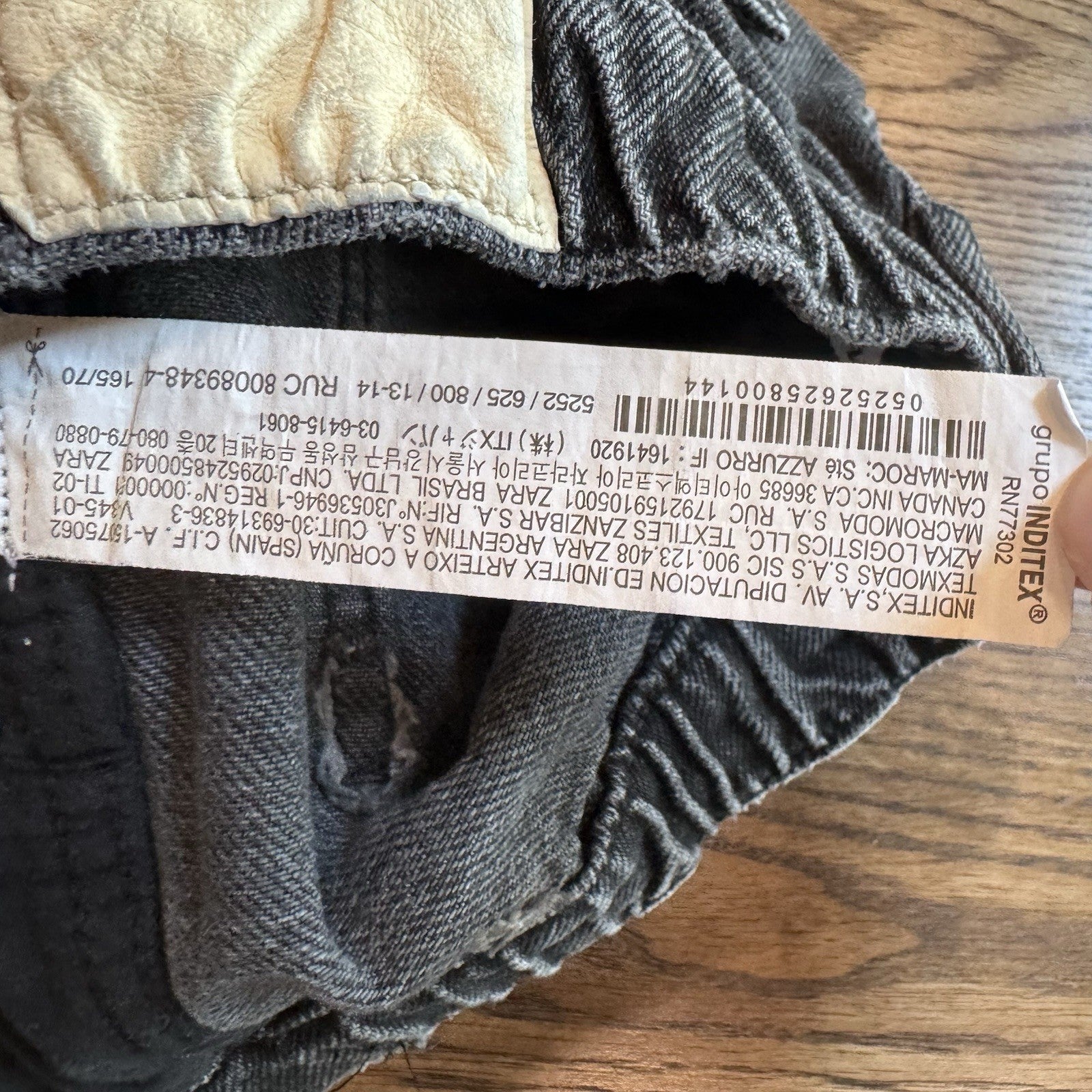 ZARA Kids Black Distressed Denim Shorts 13-14 Years Button Fly Frayed Hem
