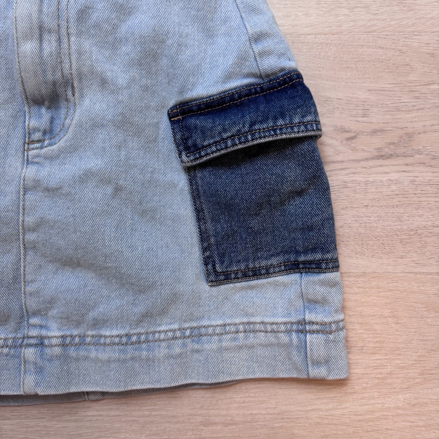 PacSun Womens Denim Cargo Mini Skirt Two Tone Blue Size 23