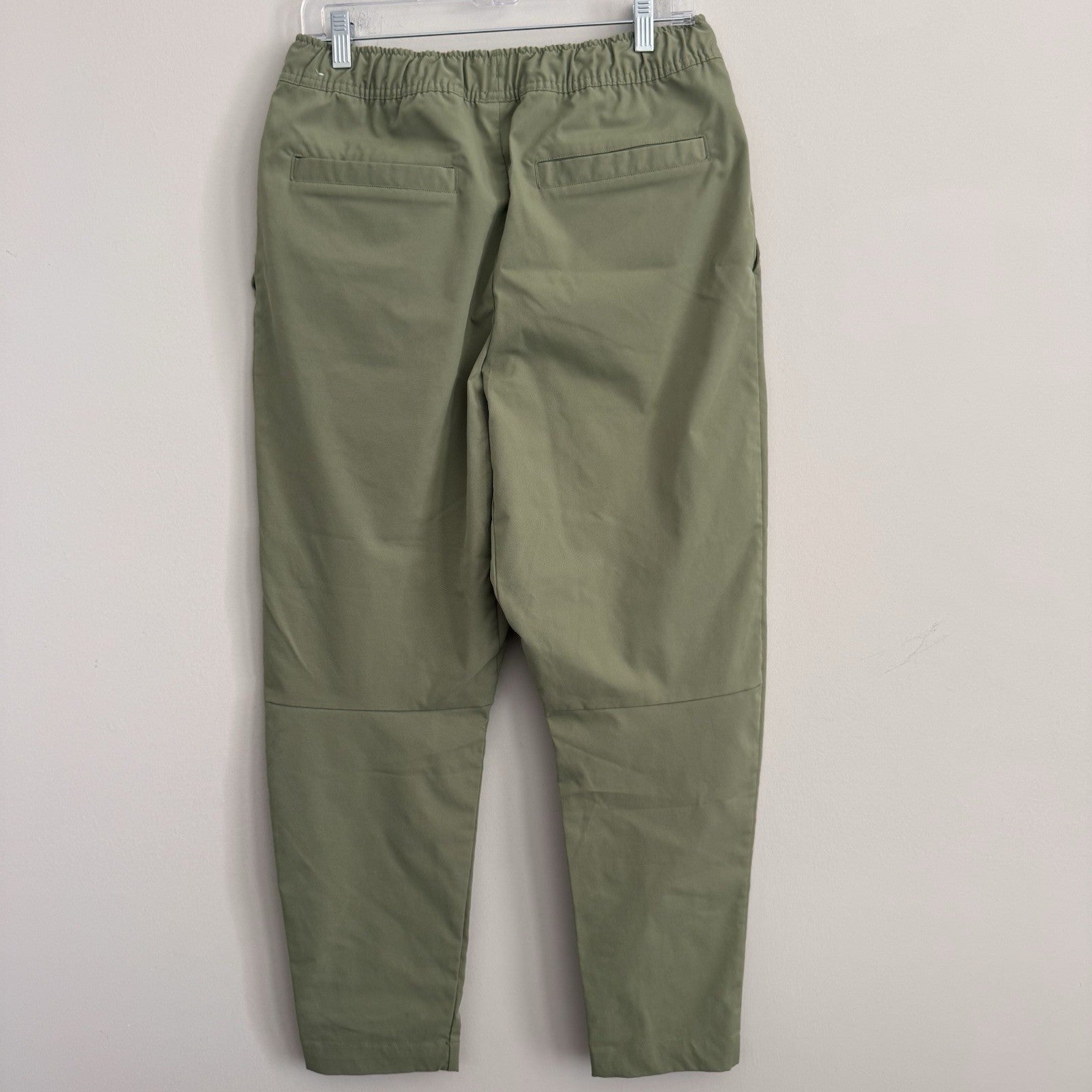 Nike Sportswear Men's Woven Chino Pants Olive Green DX0623-386 Size Medium