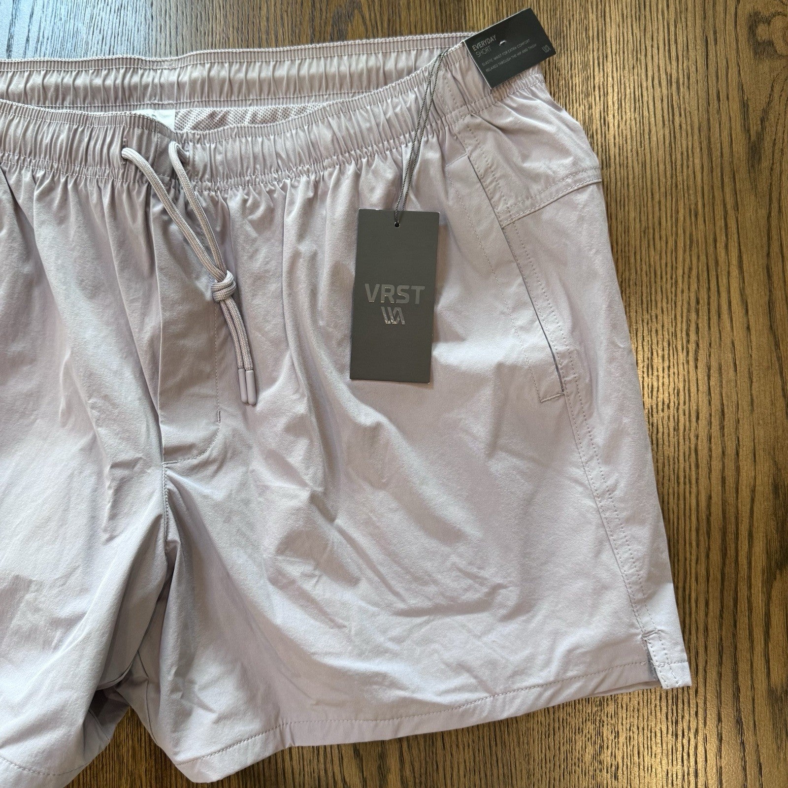 VRST Everyday Shorts Men’s XXL 5” Inseam Purple Stone Elastic Waist NEW