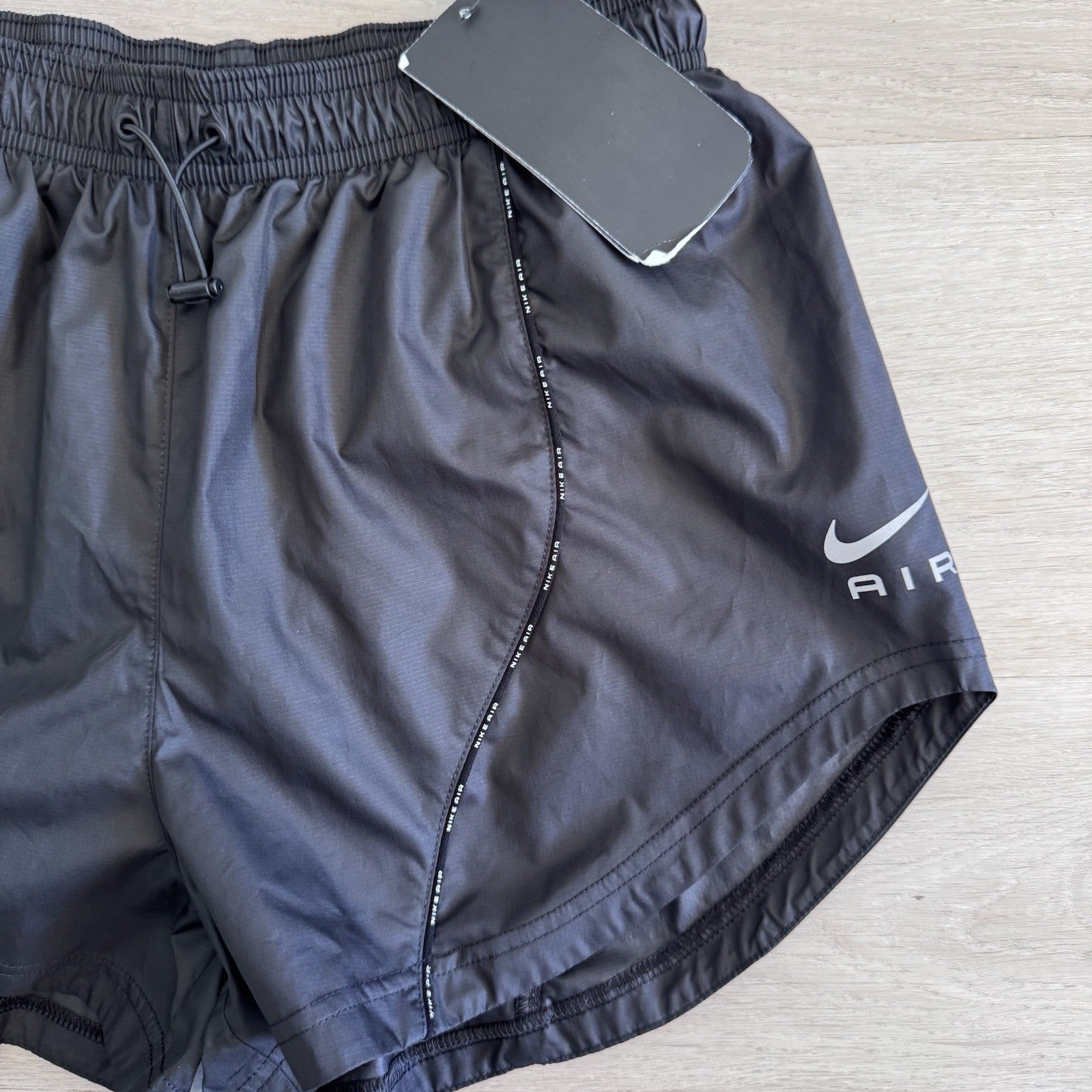 Nike Repel Womens Running Shorts Black Water Resistant NWT Size Small