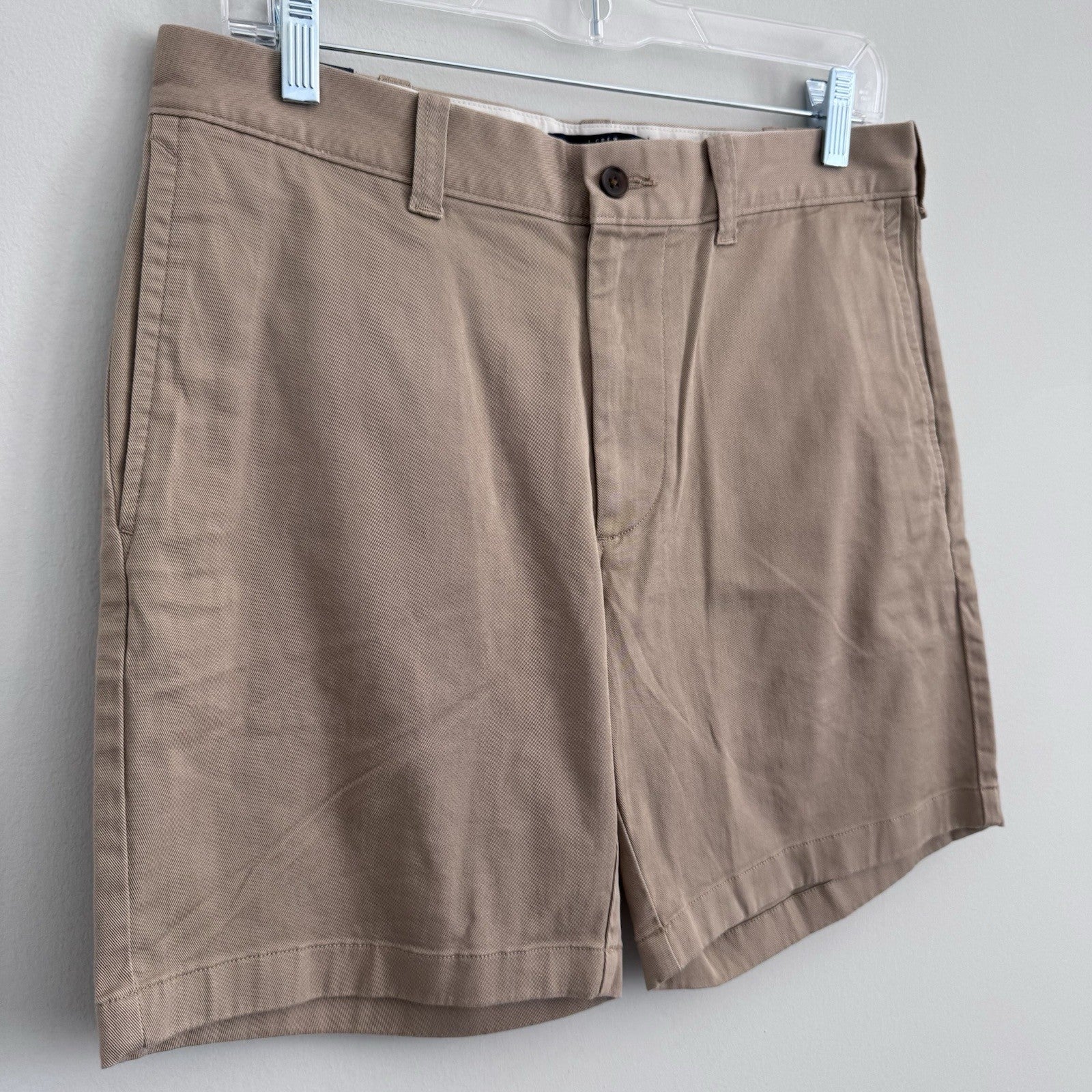 Men’s J.Crew Mercantile Flex Khaki Shorts Size 30 7” Inseam NWT