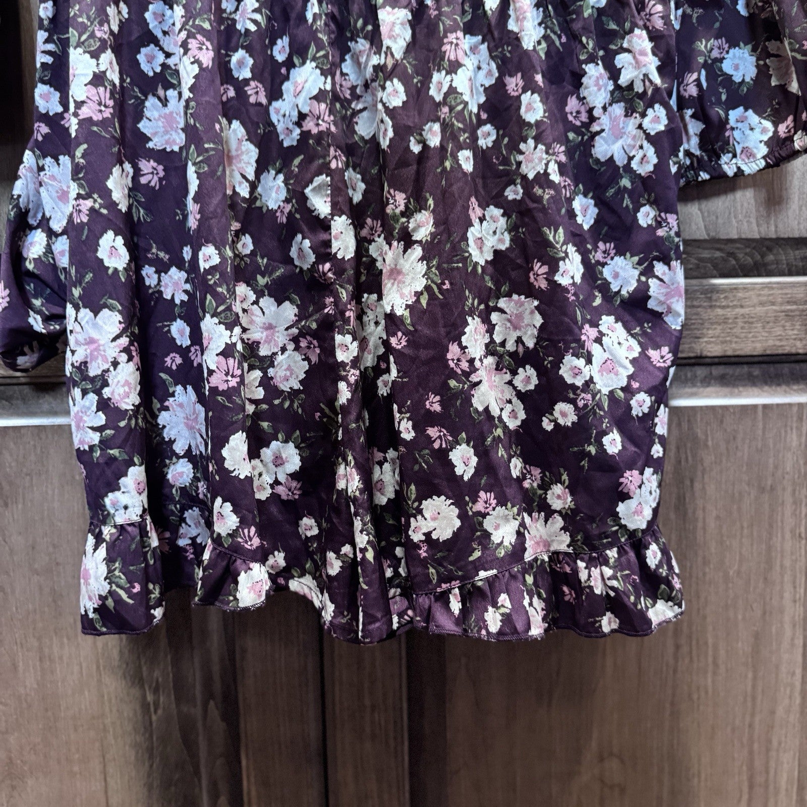 American Rag Cie Women’s Floral Romper Size XL Burgundy Rose Print Long Sleeve