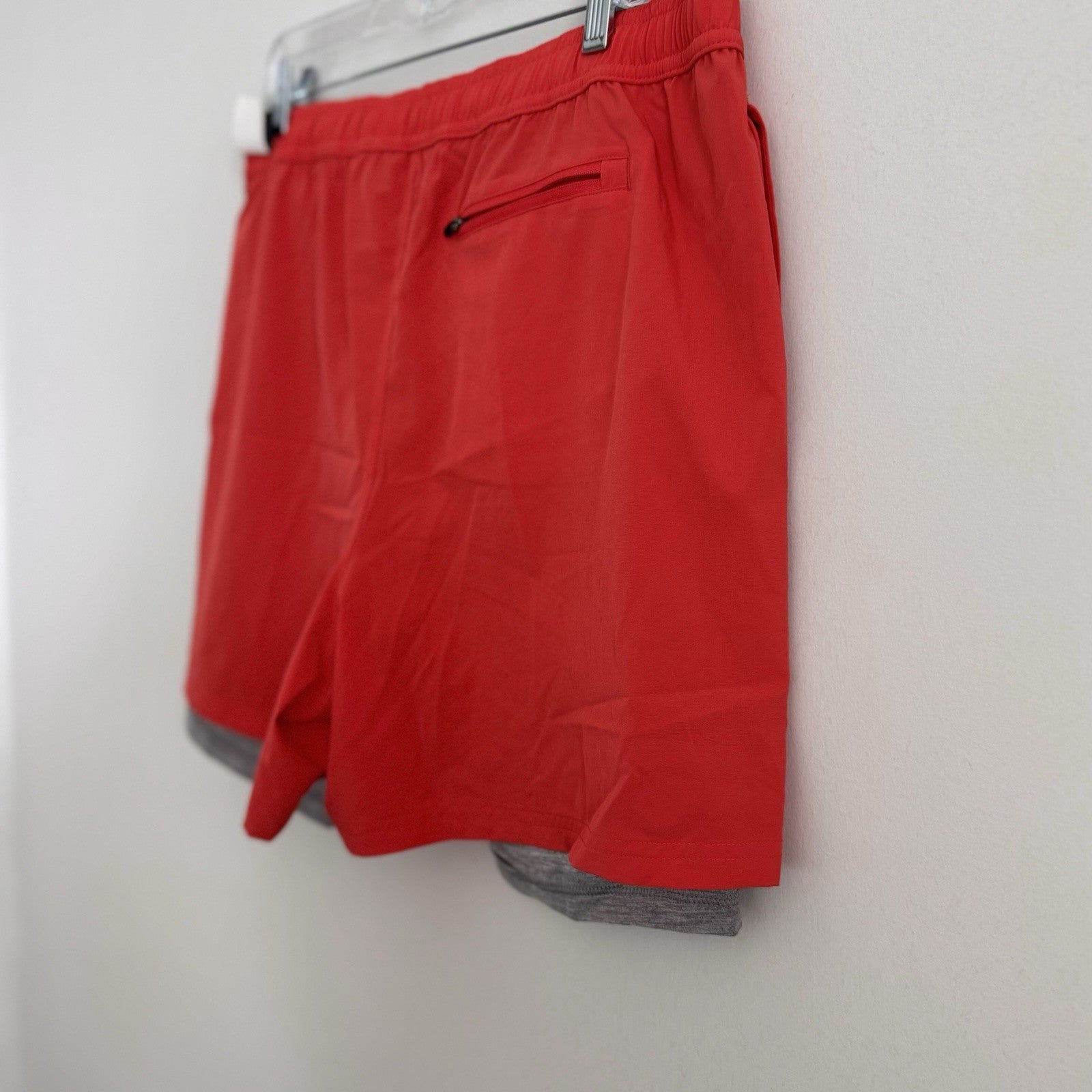DSG Men's 2-in-1 Agility Shorts Red Sun Large Athletic Gym Workout Running NEW 