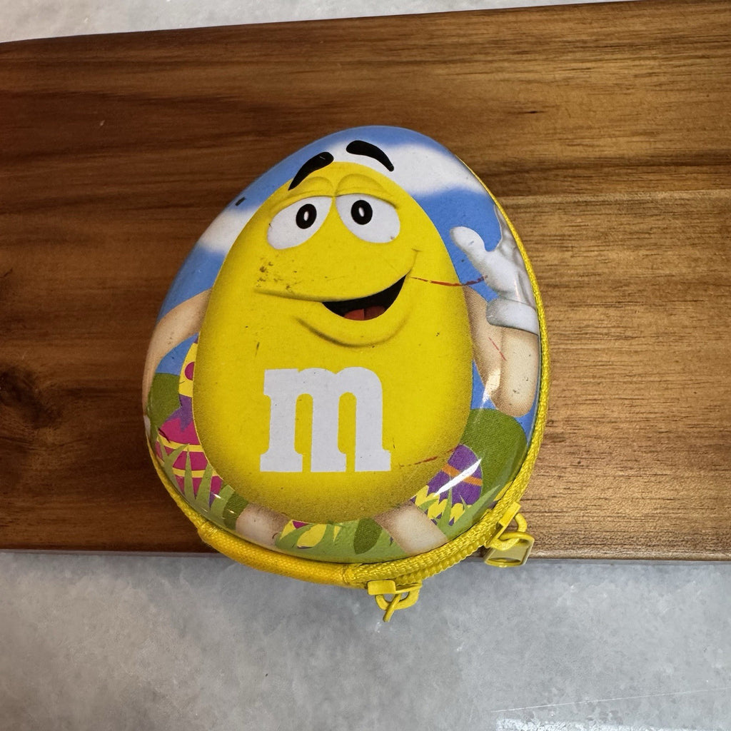 M&M's Yellow Character Easter Egg Zippered Tin Coin Purse Case Galerie Vintage
