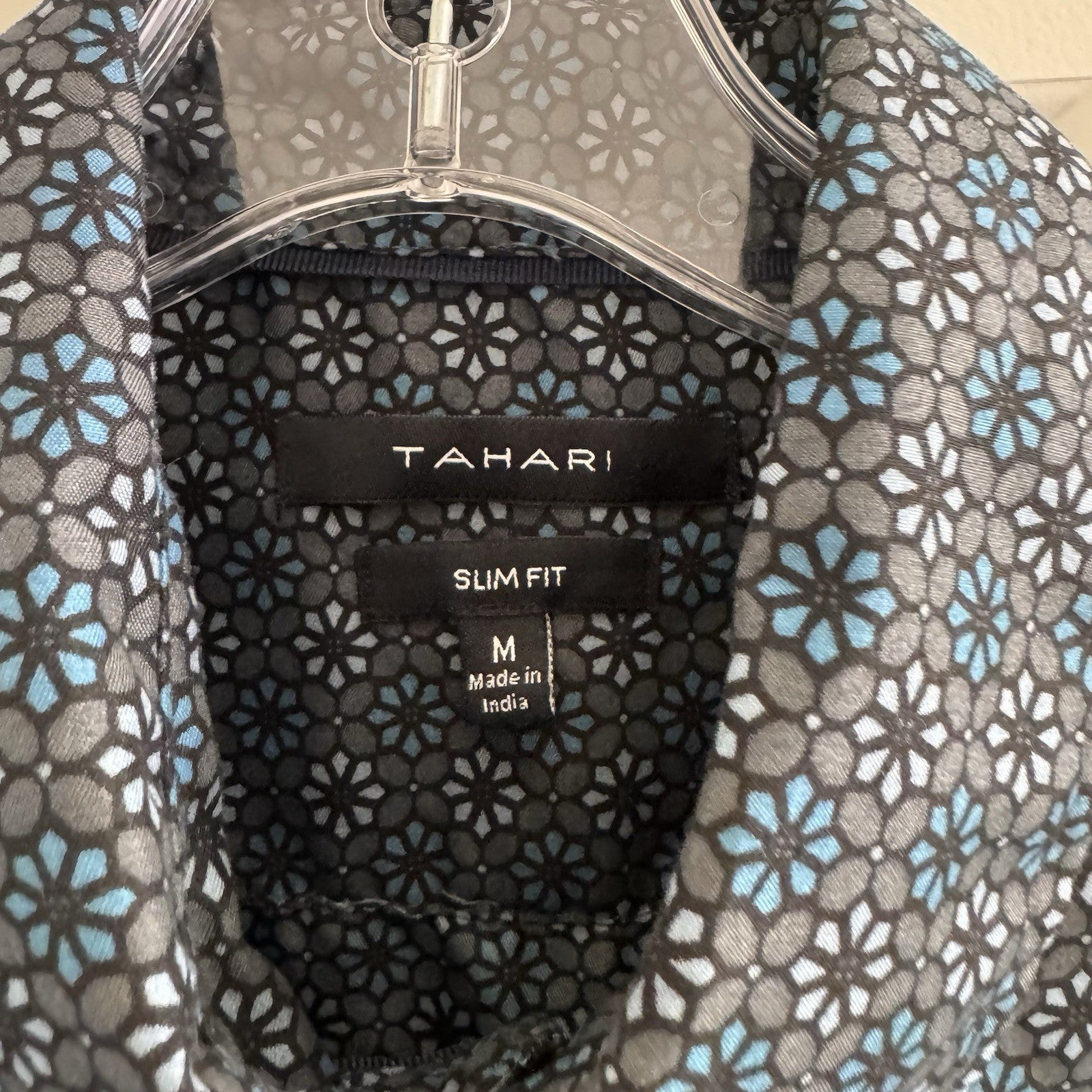 Tahari Men’s Slim Fit Button-Up Shirt M Geometric Blue Black Print India