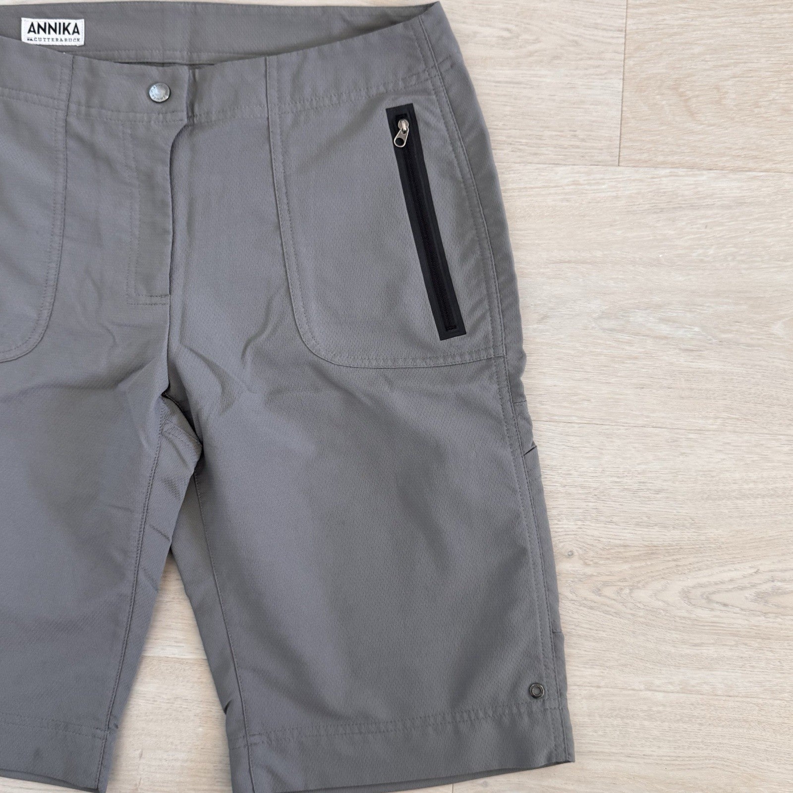 Annika Cutter & Buck Gray Golf Shorts Womens 6 Performance Zip Pockets