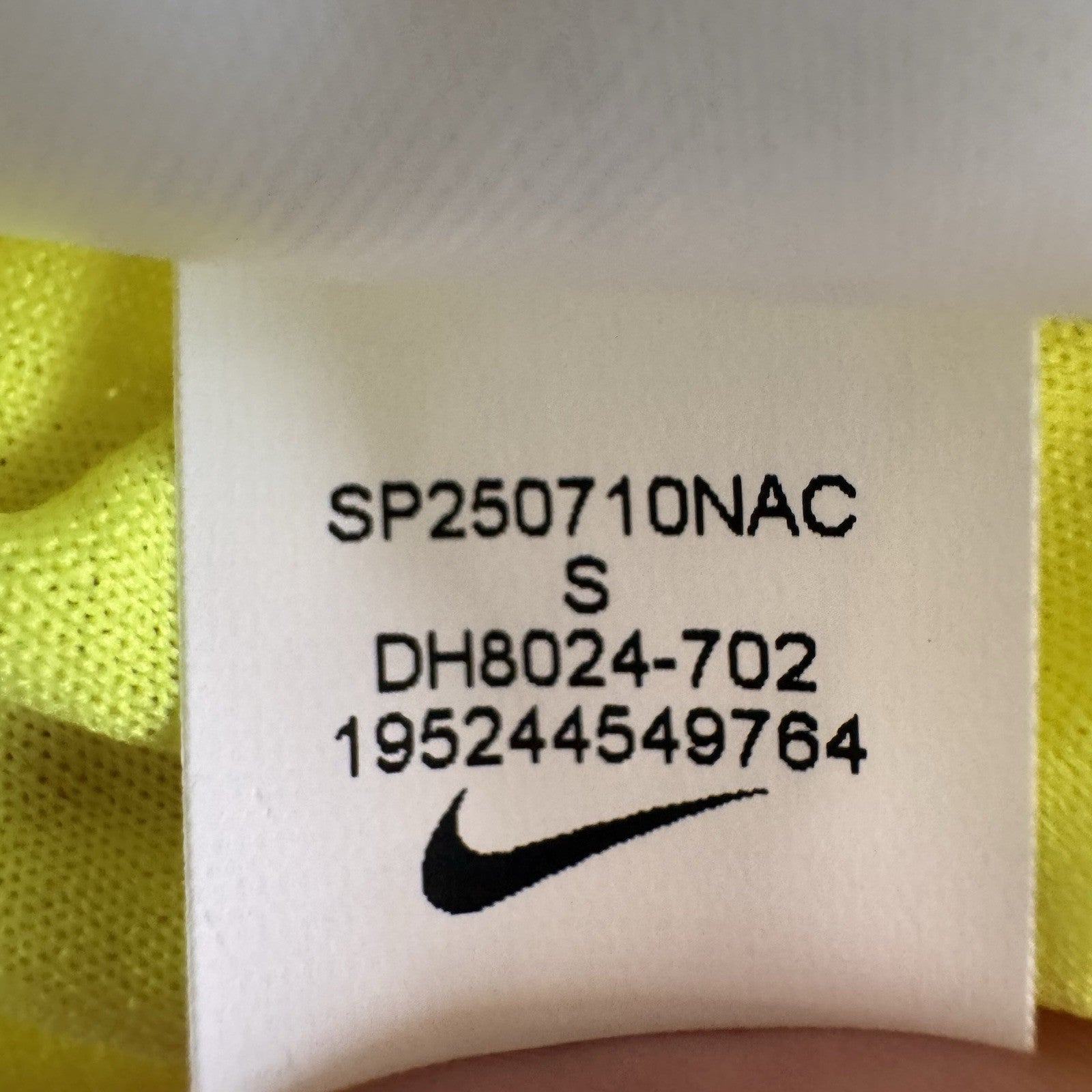 Nike Men’s Dri-Fit Soccer Referee Jersey Neon Volt Yellow DH8024-702 Small NWT