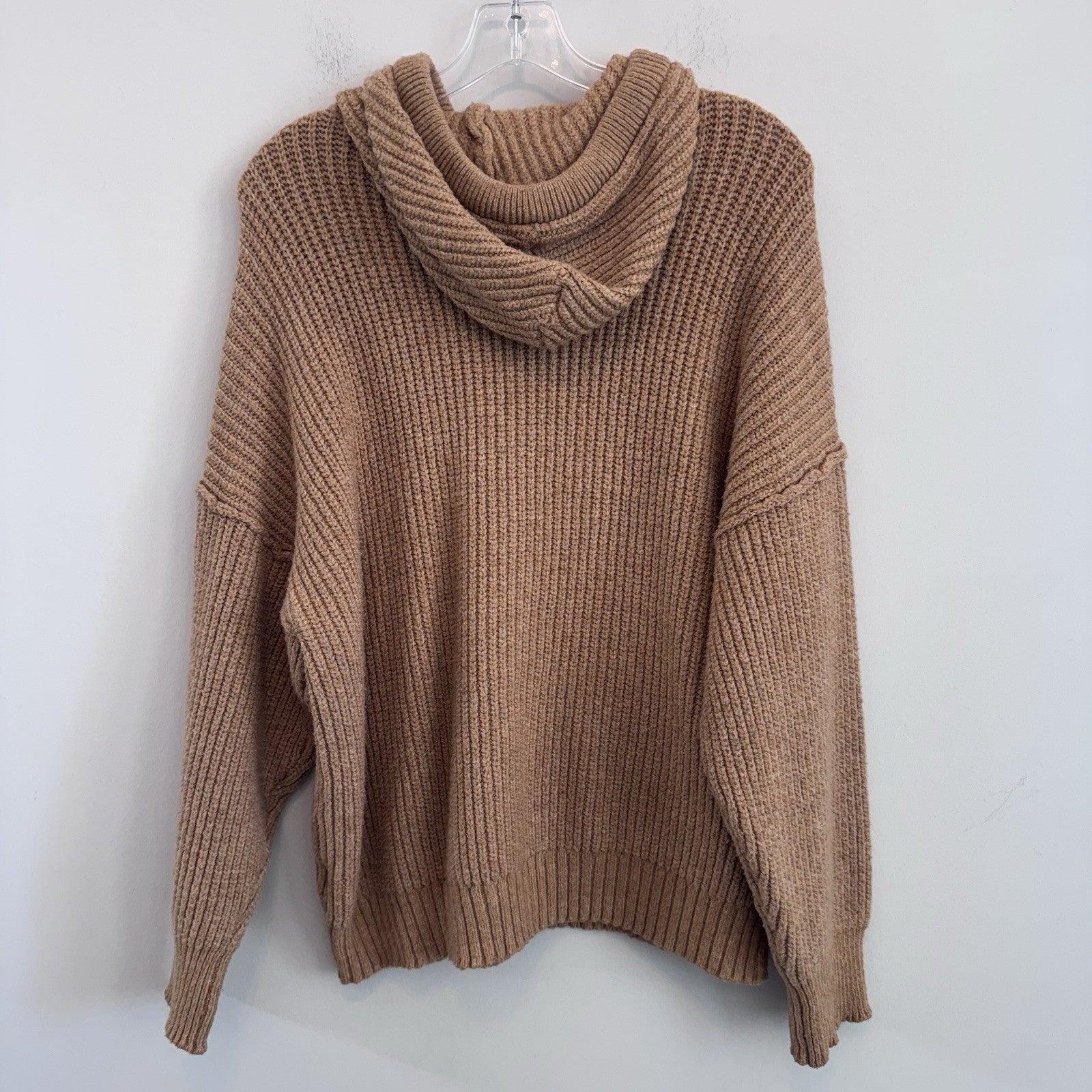 American Eagle Hooded Chunky Knit Sweater Hoodie Tan Beige Oversized M Women’s