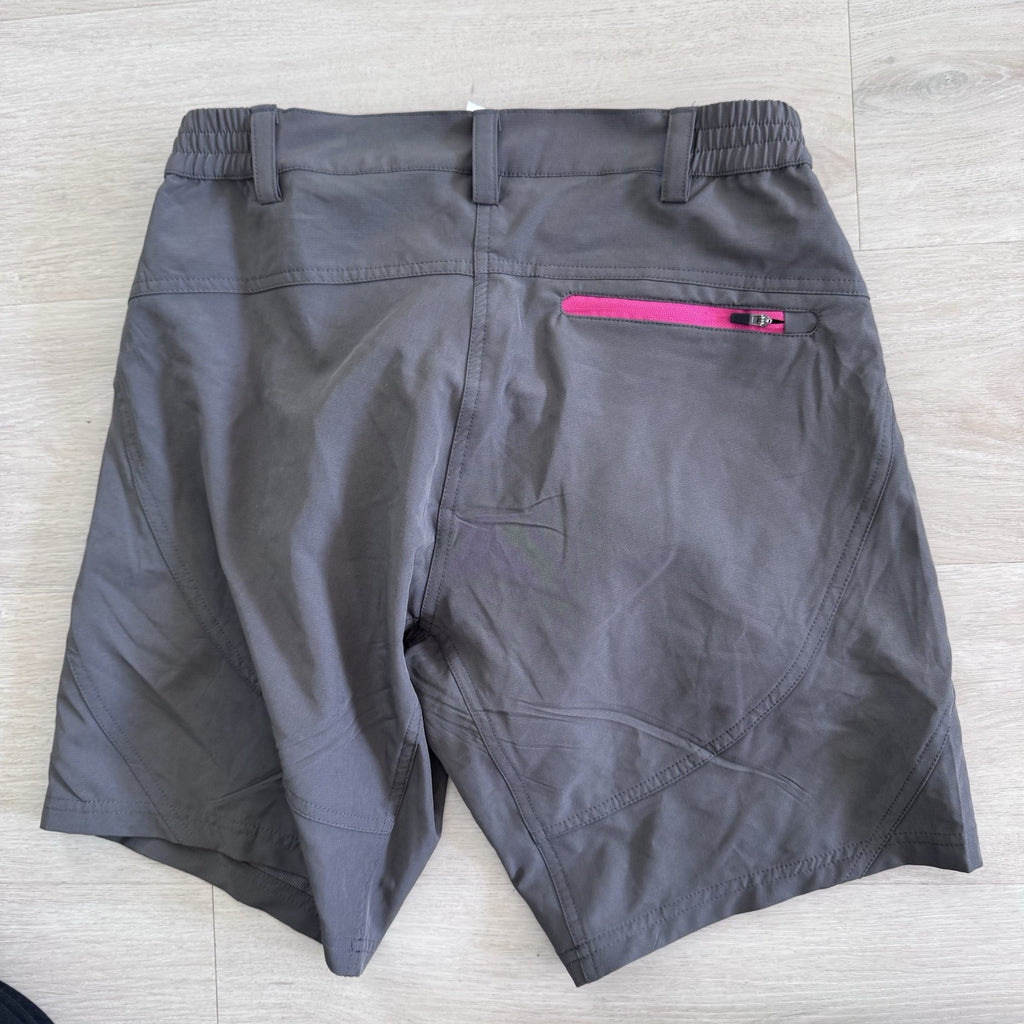 Priessei Gray Athletic Shorts M Pink Zip Pockets Lined Activewear NWT