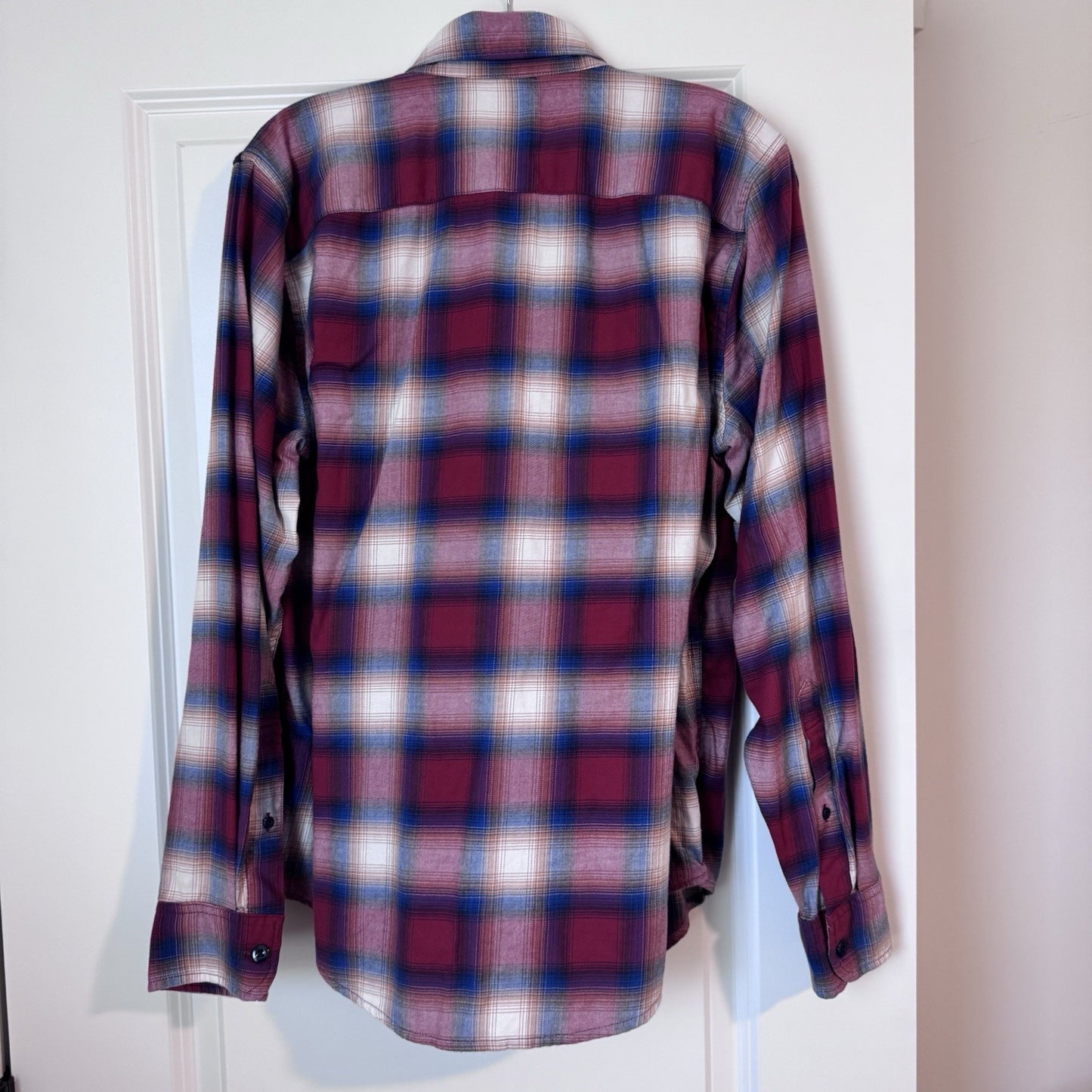 Abercrombie & Fitch Men’s Plaid Flannel Shirt M Red Blue Long Sleeve Cotton