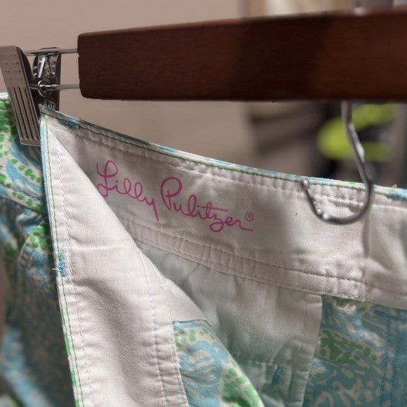 Lilly Pulitzer green blue paisley Walsh short 3" sz 4 preppy summer