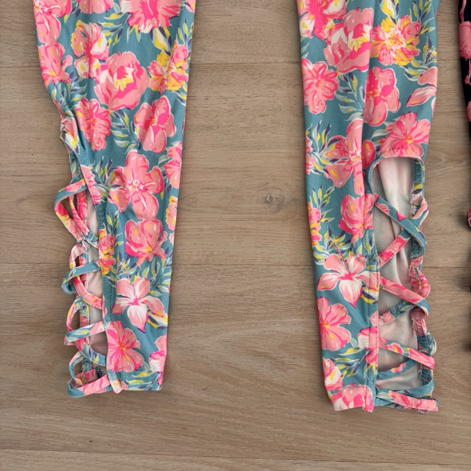 Simply Southern Leggings Lot of 4 XS S M Flamingo Palm Floral Preppy
