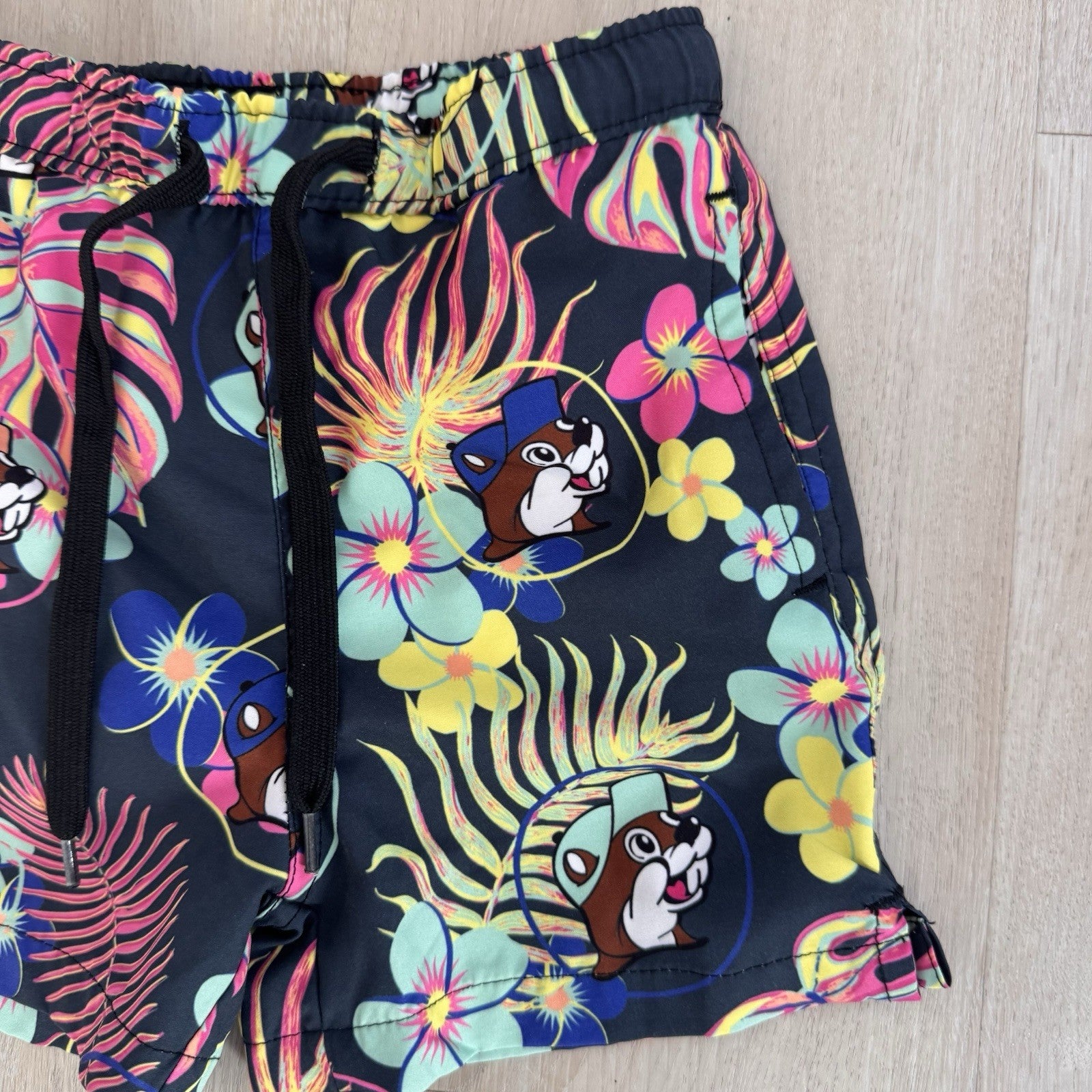 Buc-ee's Boys Swim Trunks Size 4T Tropical Floral Beaver Print Board Shorts