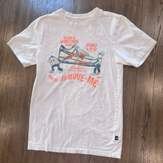 Nike Moving Co. Tee XS White Cartoon Graphic Shoe T-Shirt DZ2848-100