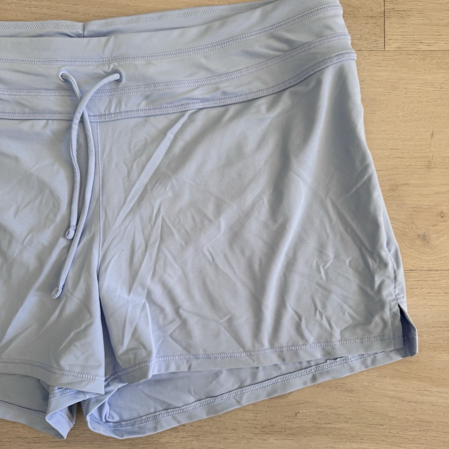 Athleta Womens Light Blue Athletic Shorts Drawstring Lined Size Small