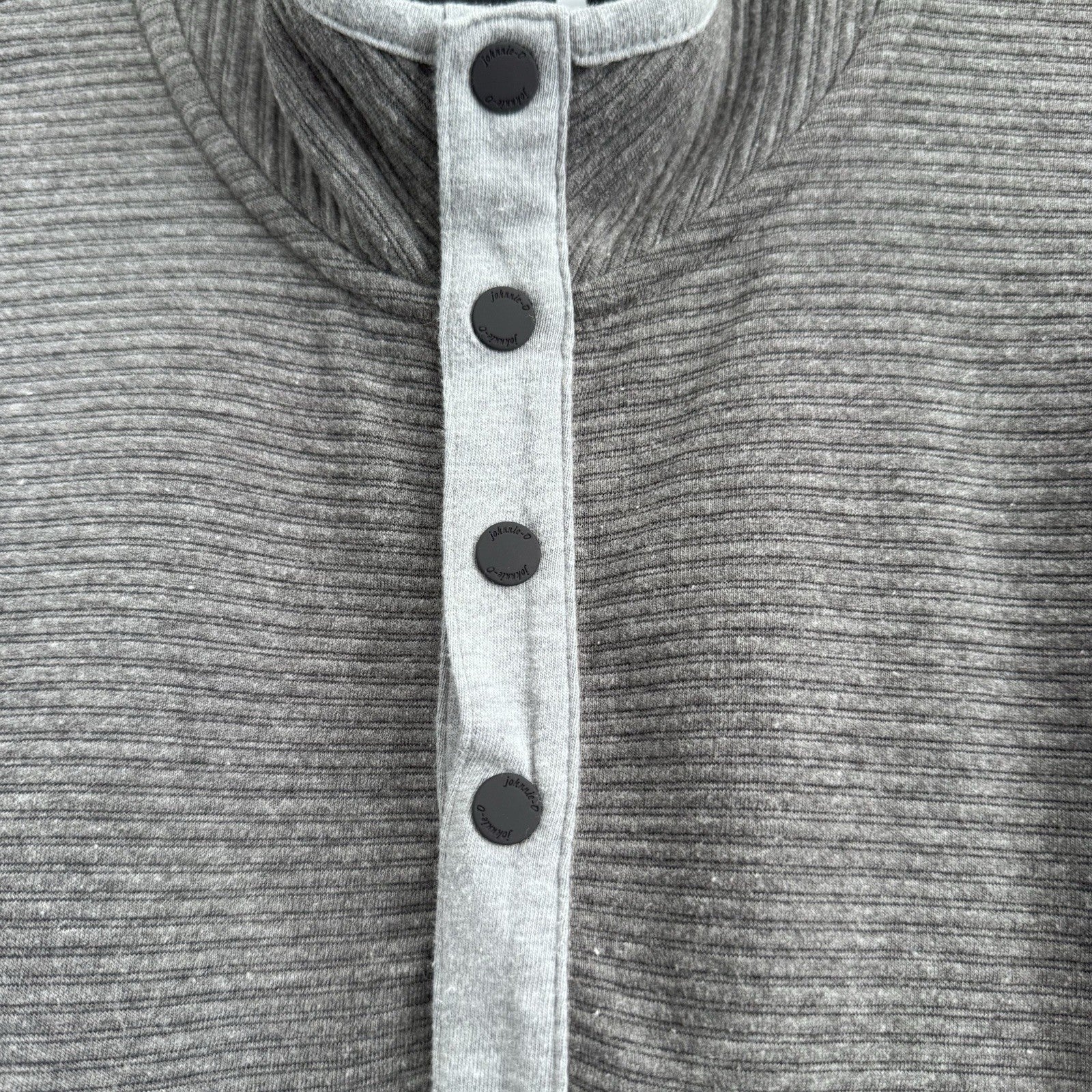 Johnnie-O Mens M Gray Ribbed Henley Pullover Snap Collar Stretch