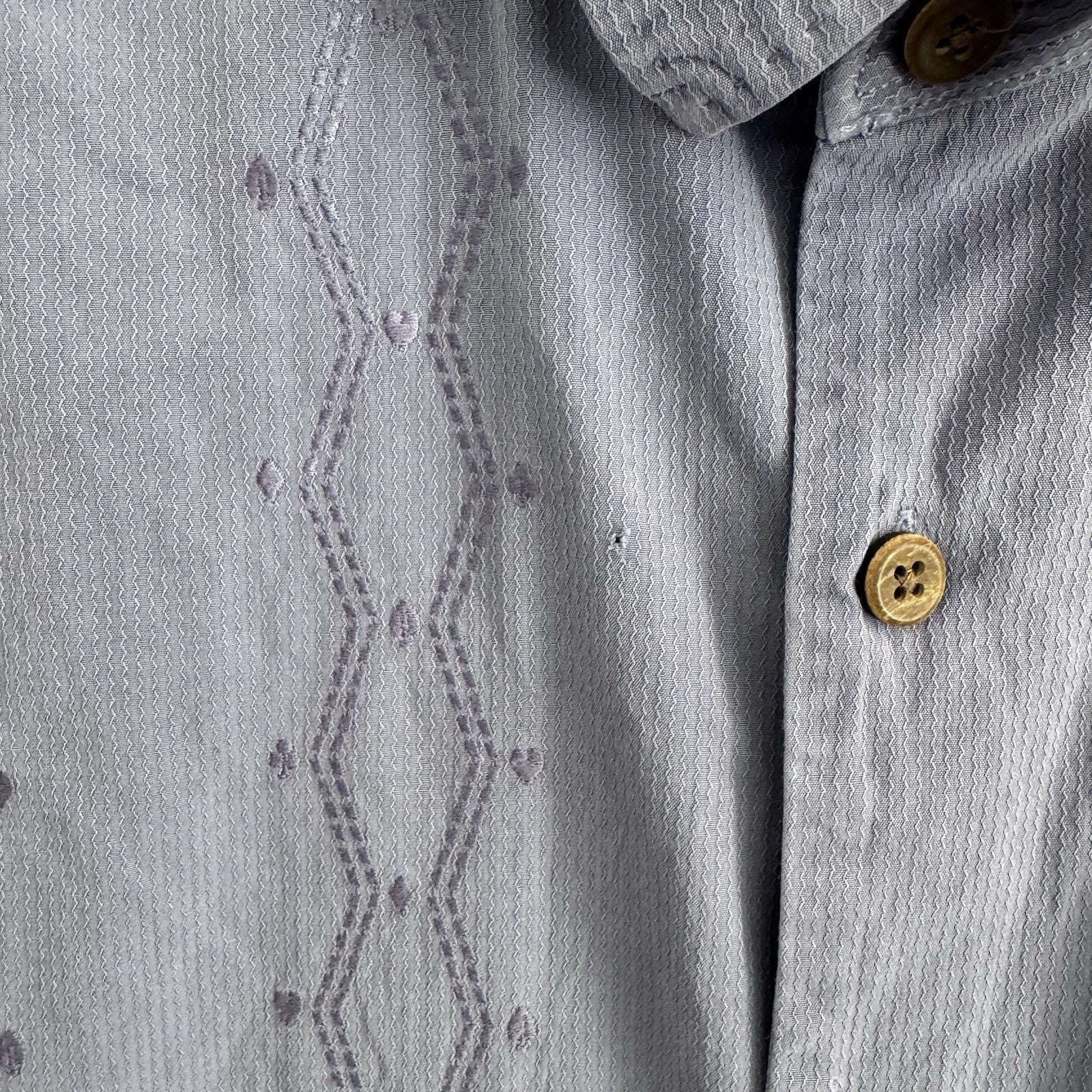 Tommy Bahama Shirt M Purple Silk Camp Button Front Embroidered