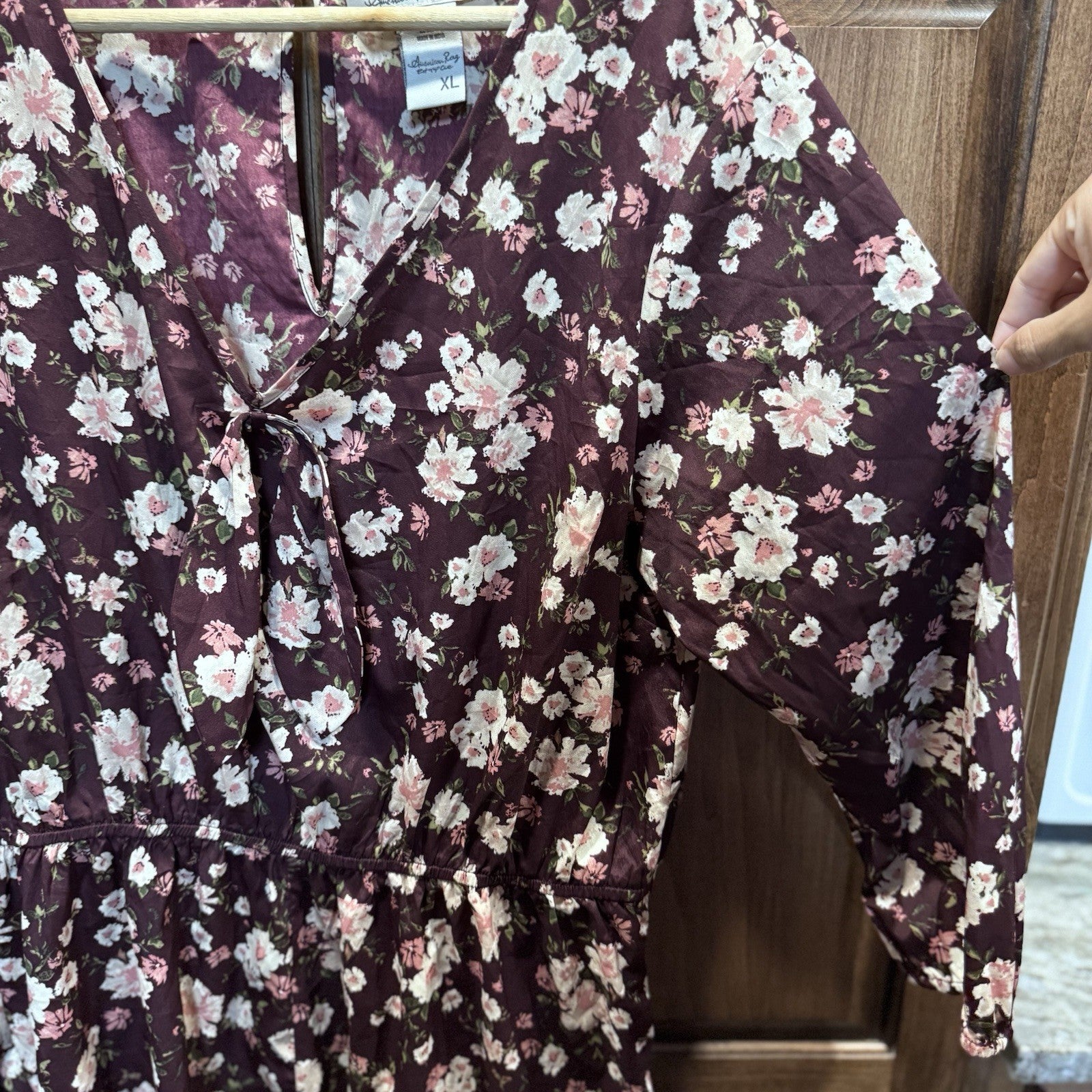 American Rag Cie Women’s Floral Romper Size XL Burgundy Rose Print Long Sleeve