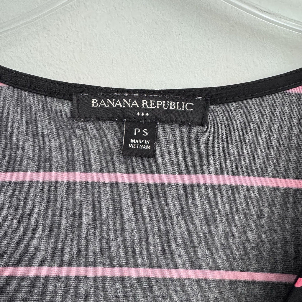 Women’s Banana Republic Petite Black Pink Stripe Wrap Dress PS