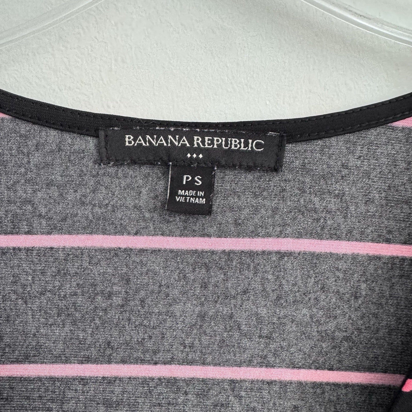 Women’s Banana Republic Petite Black Pink Stripe Wrap Dress PS