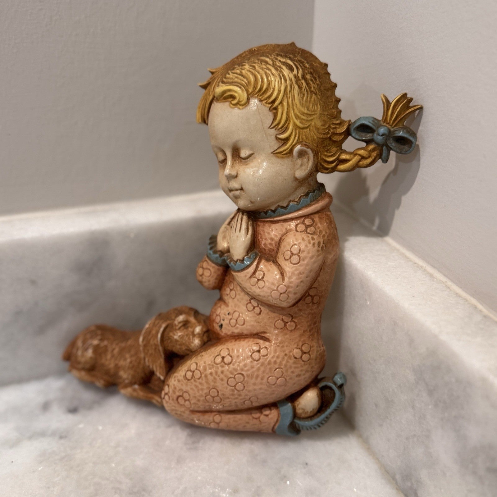Vintage HOMCO Praying Boy and Girl Wall Plaques 7496 Set 1977 Dart Ind Retro