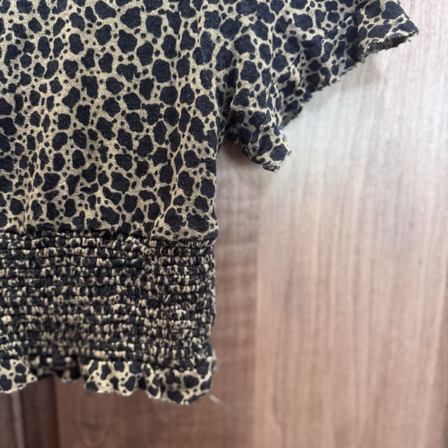 Urban Outfitters Leopard Print Smocked Crop Top Women’s Size L