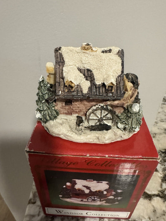 World Bazaars Inc Windsor Collection Resin Miniature Christmas House