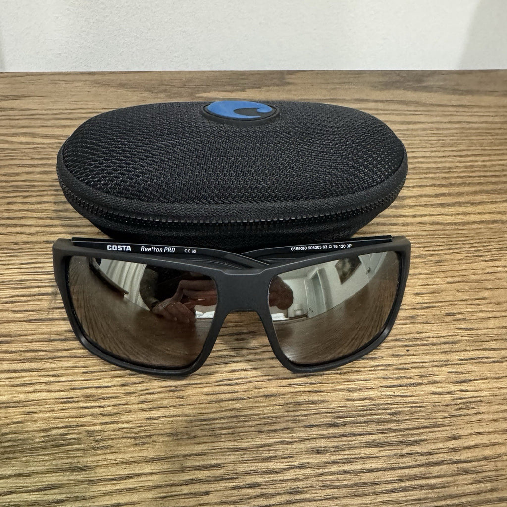 NEW Costa Reefton PRO Polarized Sunglasses Black 580P Brown Lens No Box