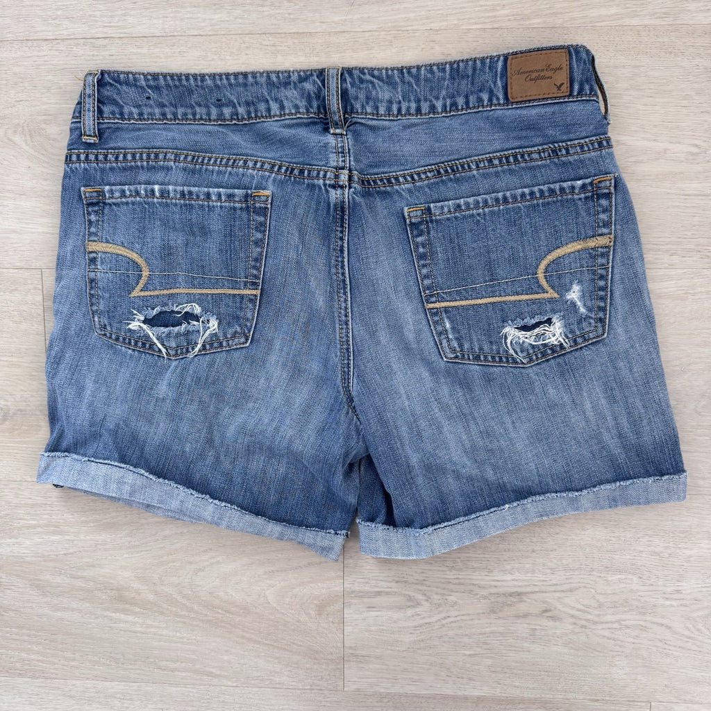 American Eagle Women’s Y2K Distressed Denim Shorts 8 Cuffed