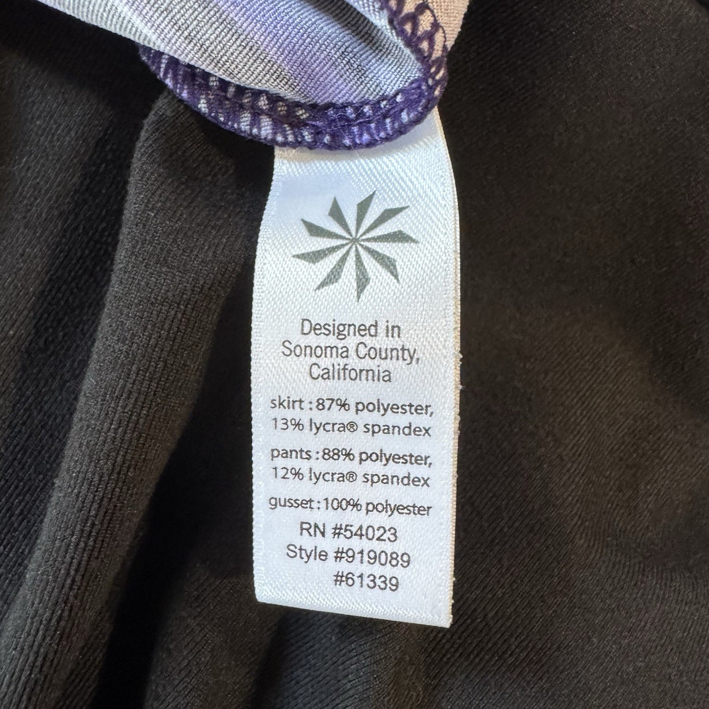 Athleta Skirted Leggings SP Black Purple Stripe Athletic Pants Capri Yoga