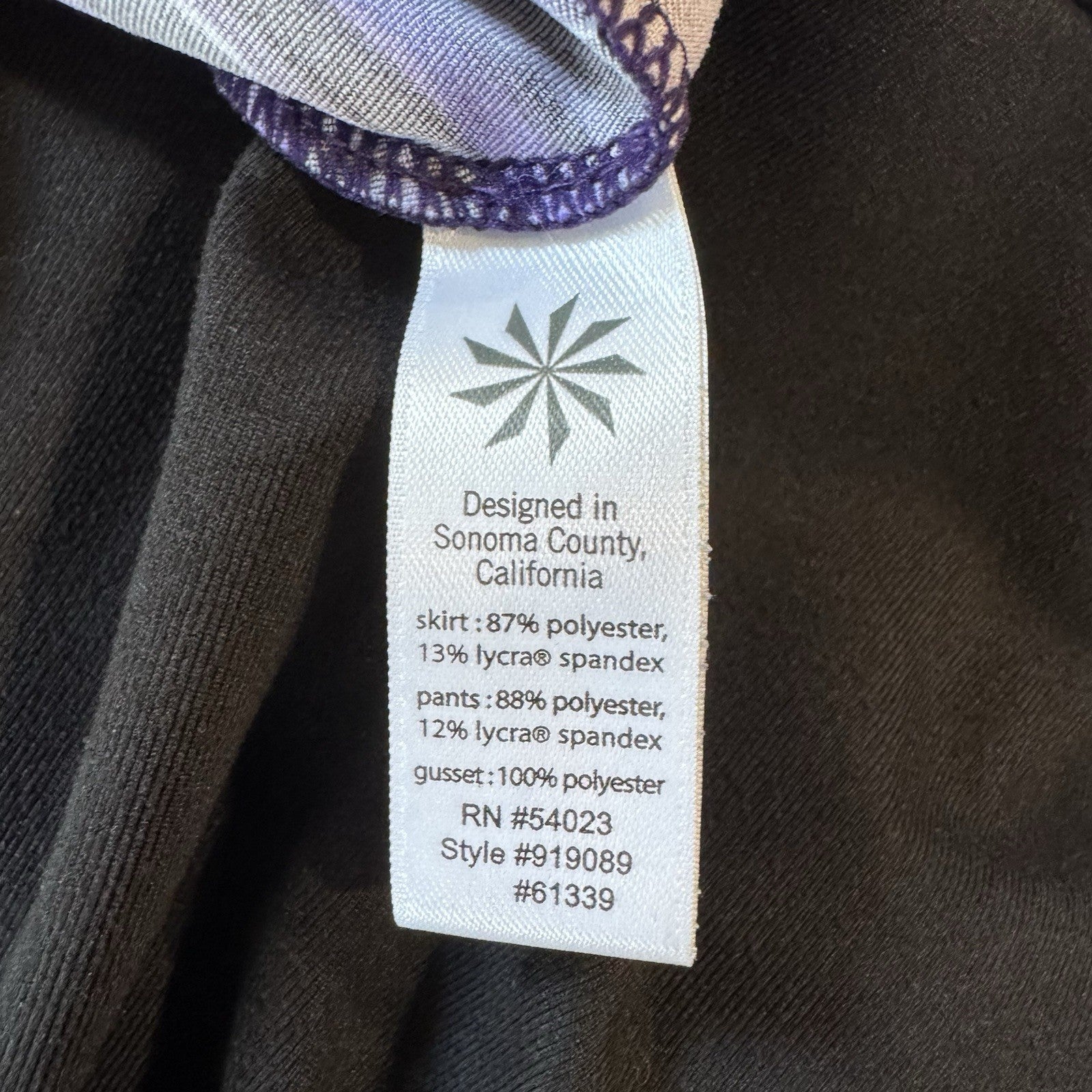 Athleta Skirted Leggings SP Black Purple Stripe Athletic Pants Capri Yoga