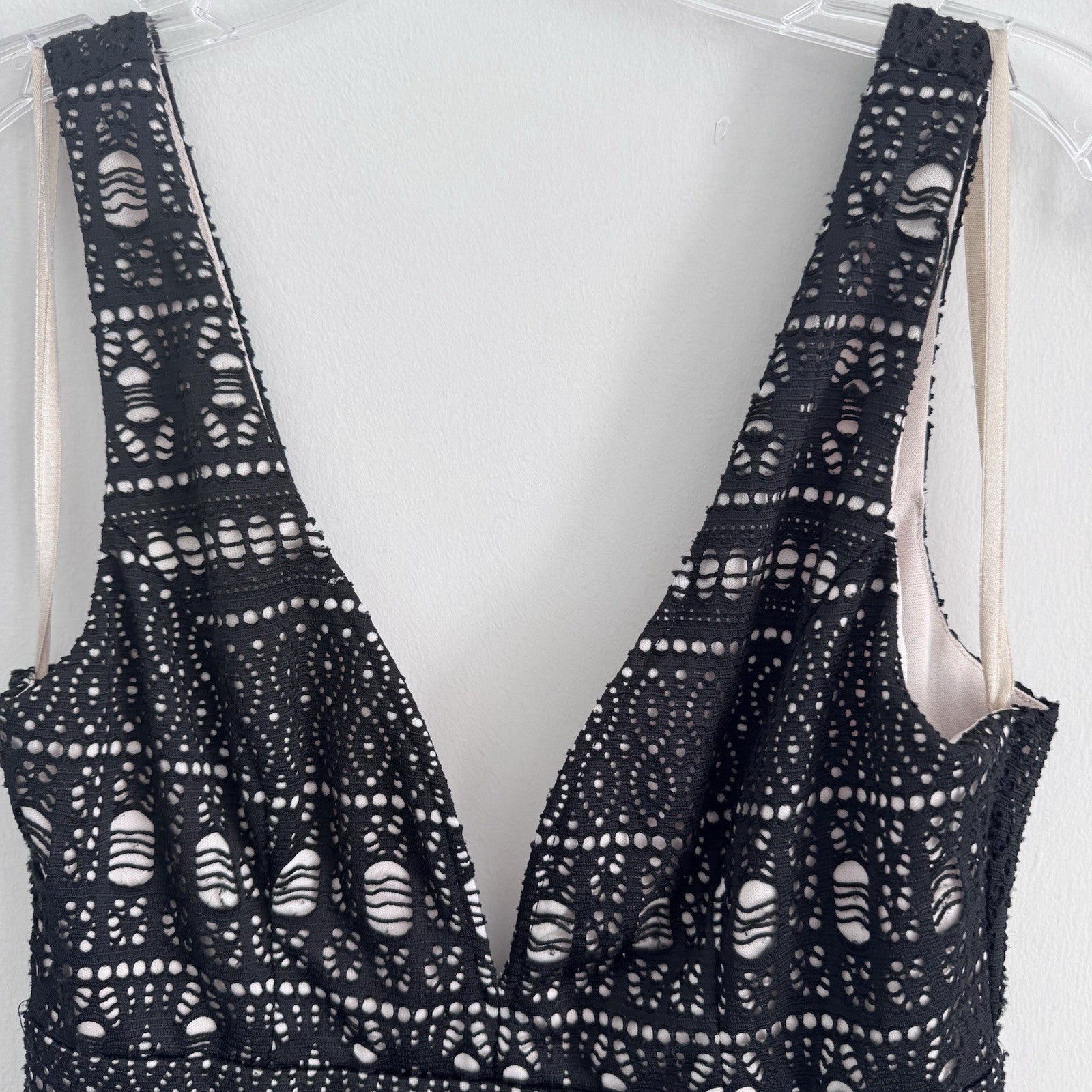 Ark & Co Lace Sheath Dress Navy Nude Lined V Neck Sleeveless Size S