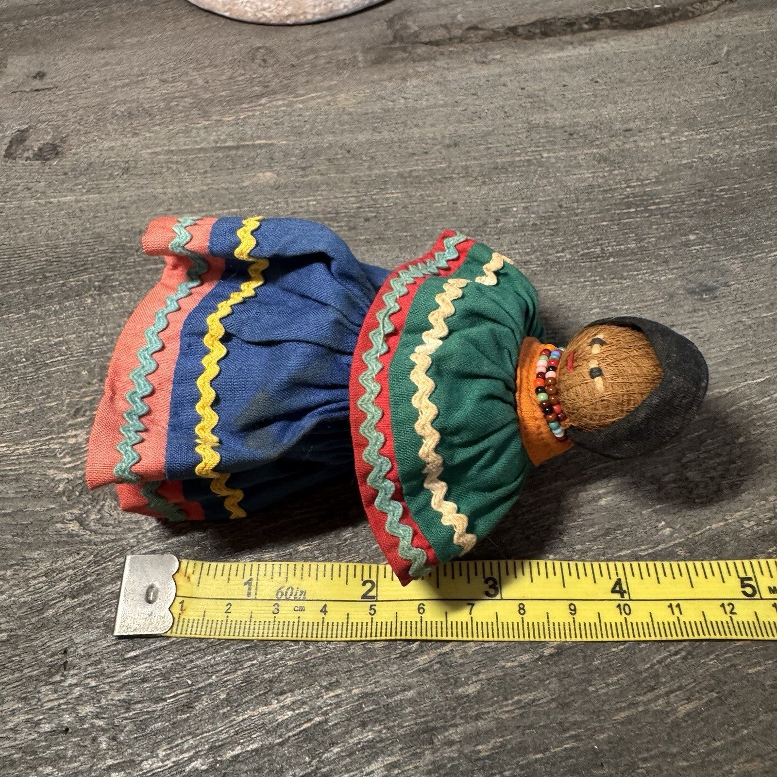 Vintage Seminole Native American Indian doll made of palmetto Husk Florida 5”