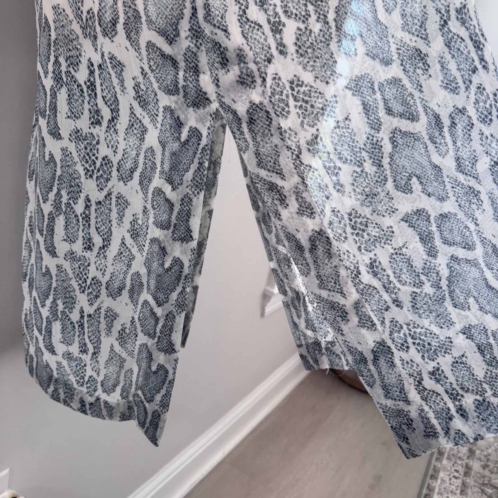 Entro Leopard Print Midi Dress Women’s Large Blue White Lined  Boho