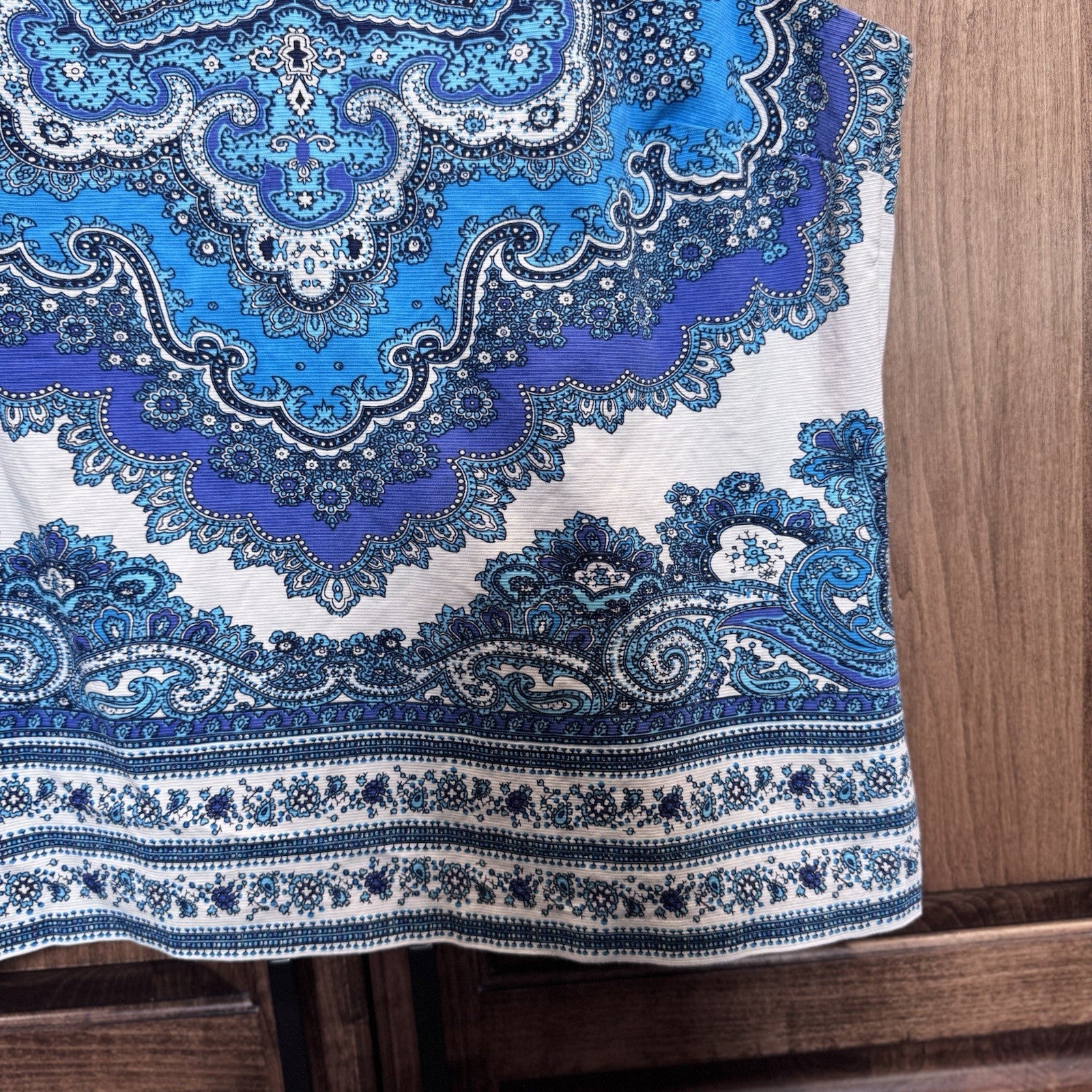 RSVP by Talbots Blue & White Paisley Sleeveless Blouse - Size 14P