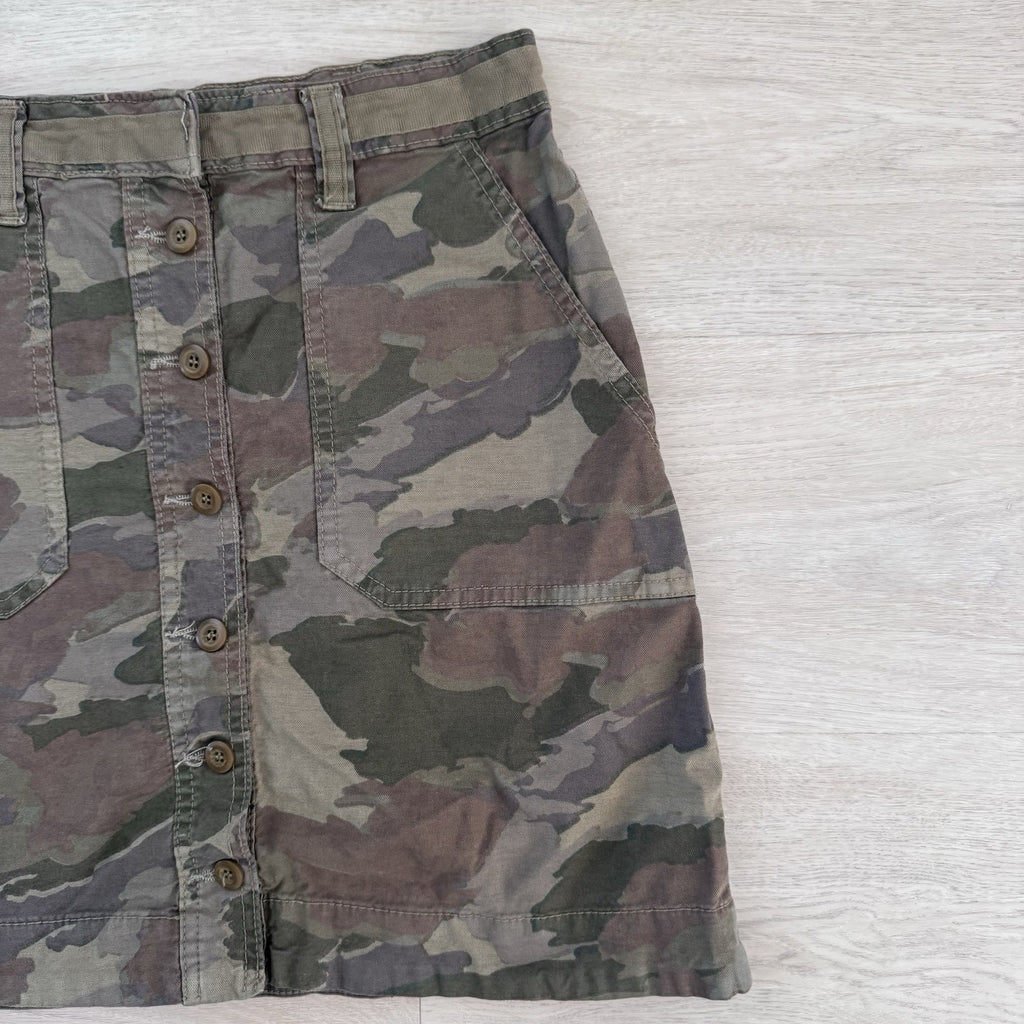 Anthro RYO LUCILLE Camo Button Front Mini Skirt Size 2