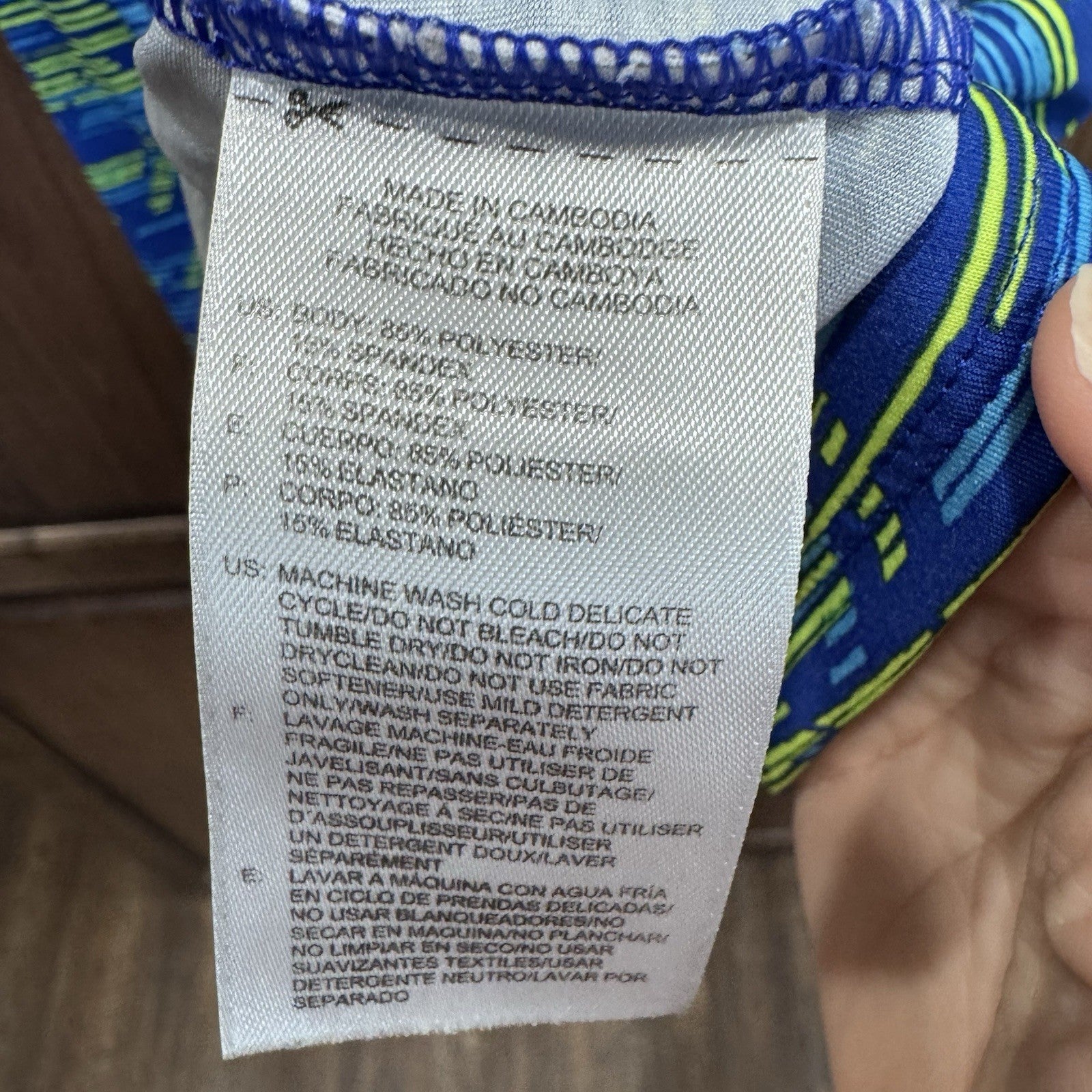 Reebok Women’s Workout Ready Racerback Tank Top M Blue Green Camo Print Athletic